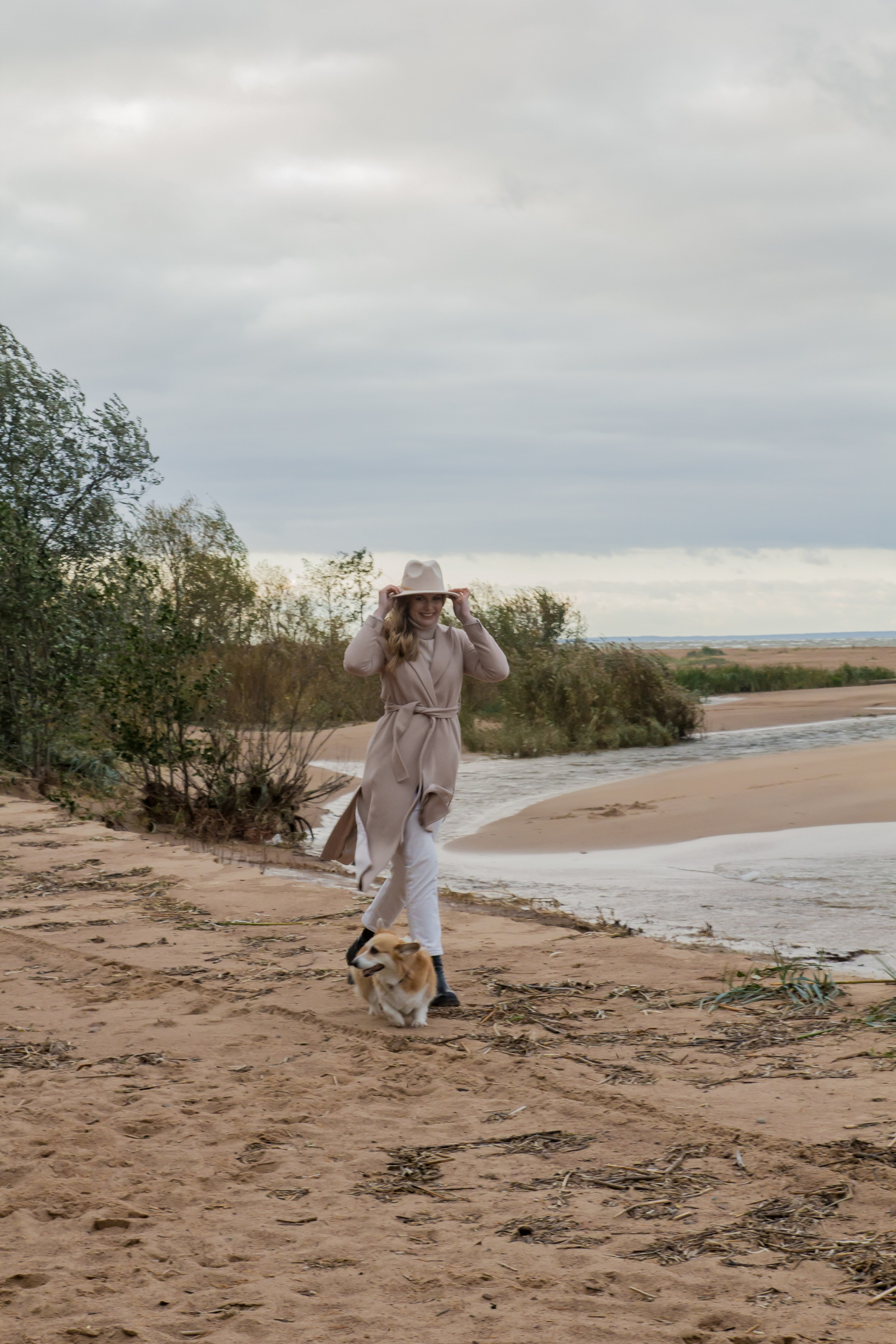 На берегу… С пушистым любимками🐾🐾. Женский портрет и немного больше в Санкт-Петербурге