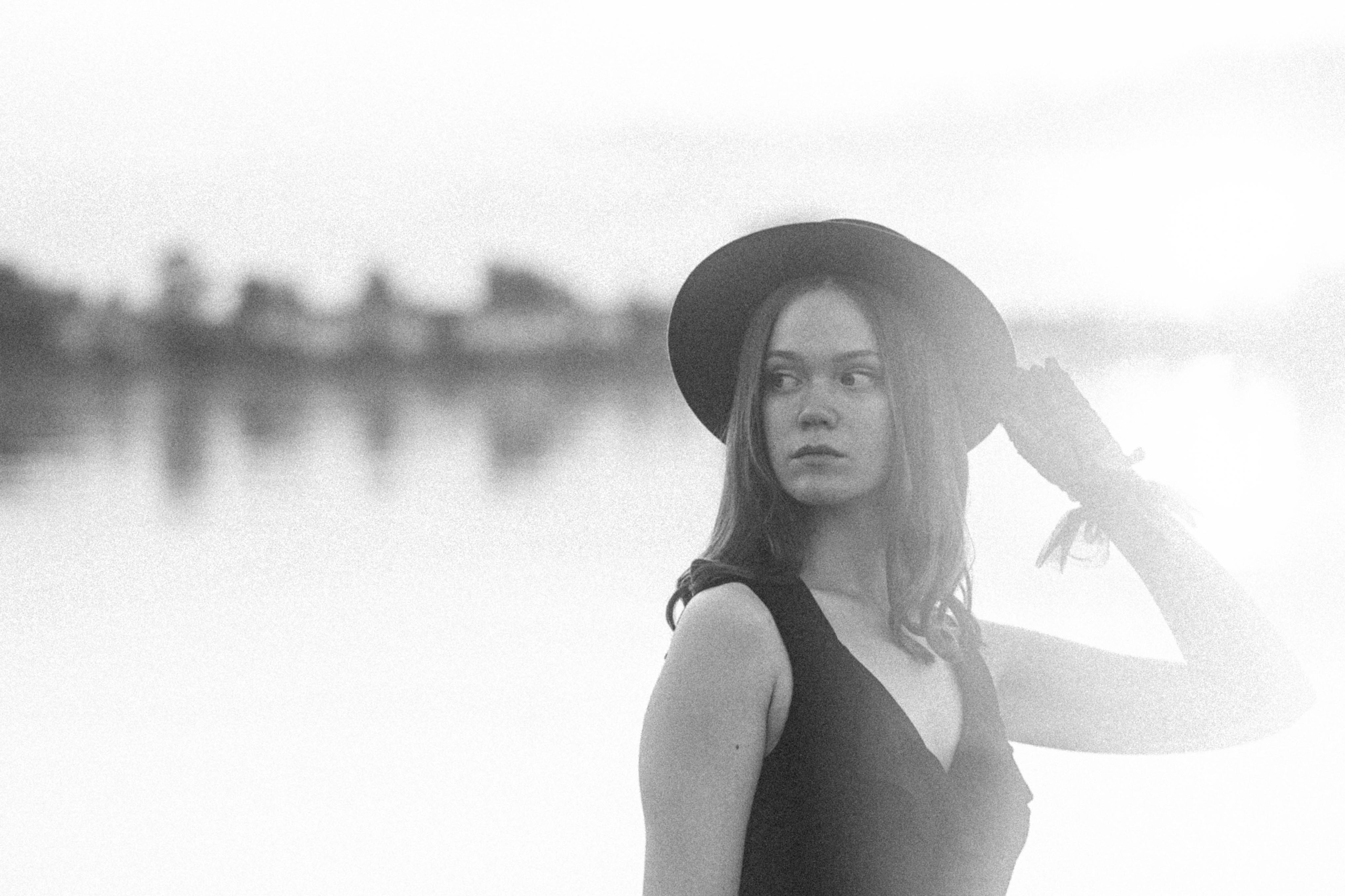 Наедине (два образа). Арт-фотограф Крис Л. в Тобольске: портрет, семейные, свадьбы