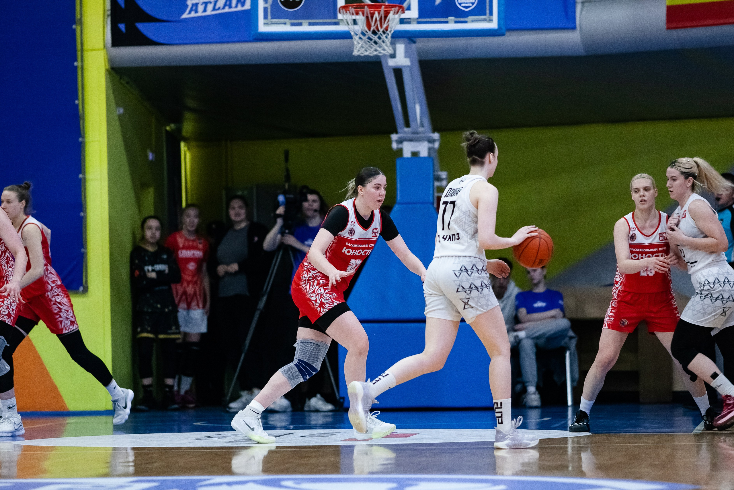 Славянка — Юность. Фотография