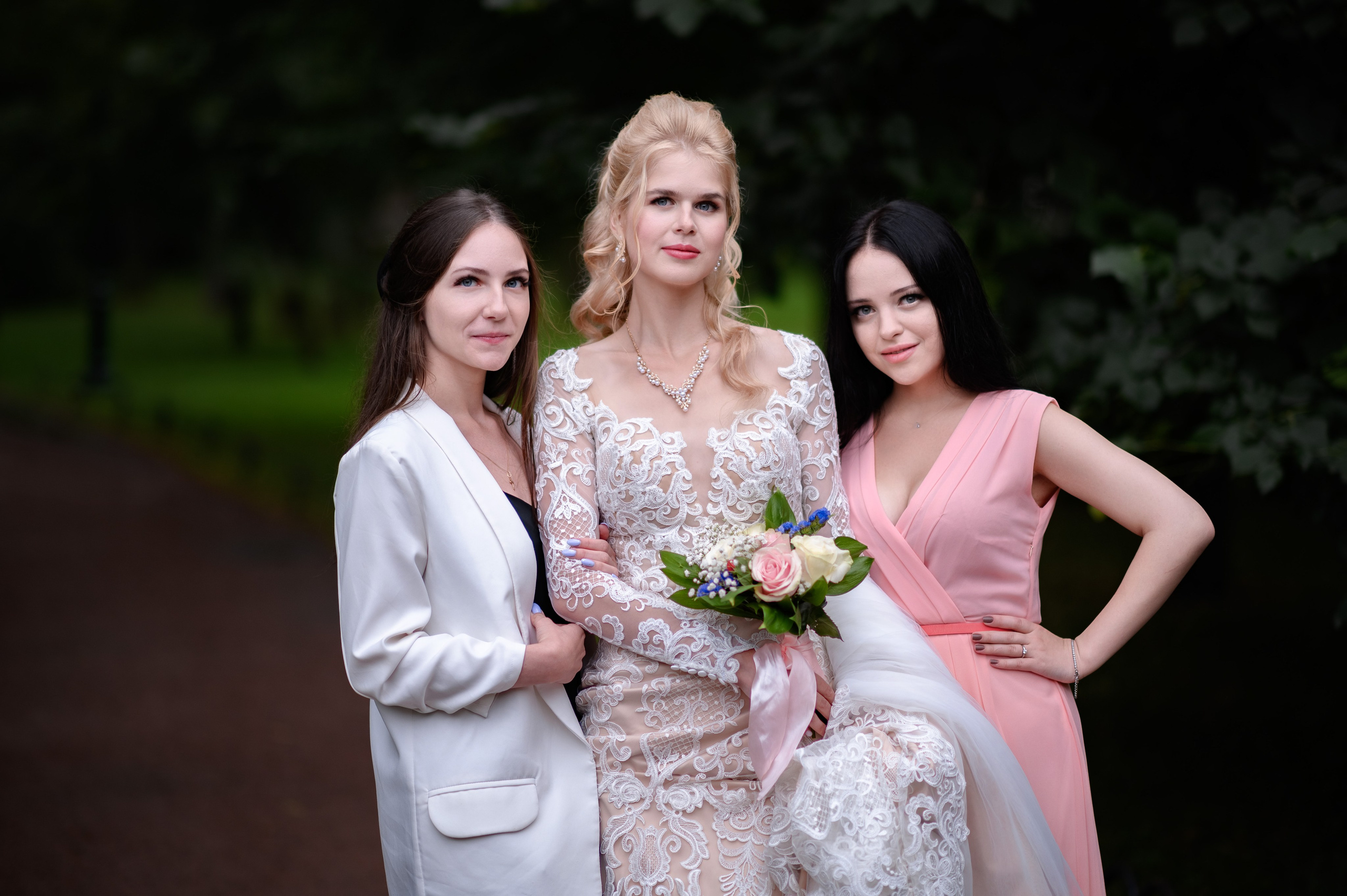 Услуги и цены фотографа в СПб. Стоимость фотосъёмки в Санкт-Петербурге. Фотограф на свадьбу, корпоратив, юбилей, мероприятие, в загс цена. Фотограф Алексей Лукин. Свадьба, мероприятие, корпоратив, юбилей, фотосессия, портрет. Фотосъёмка в Санкт-Петербурге. Ретушь фотографий