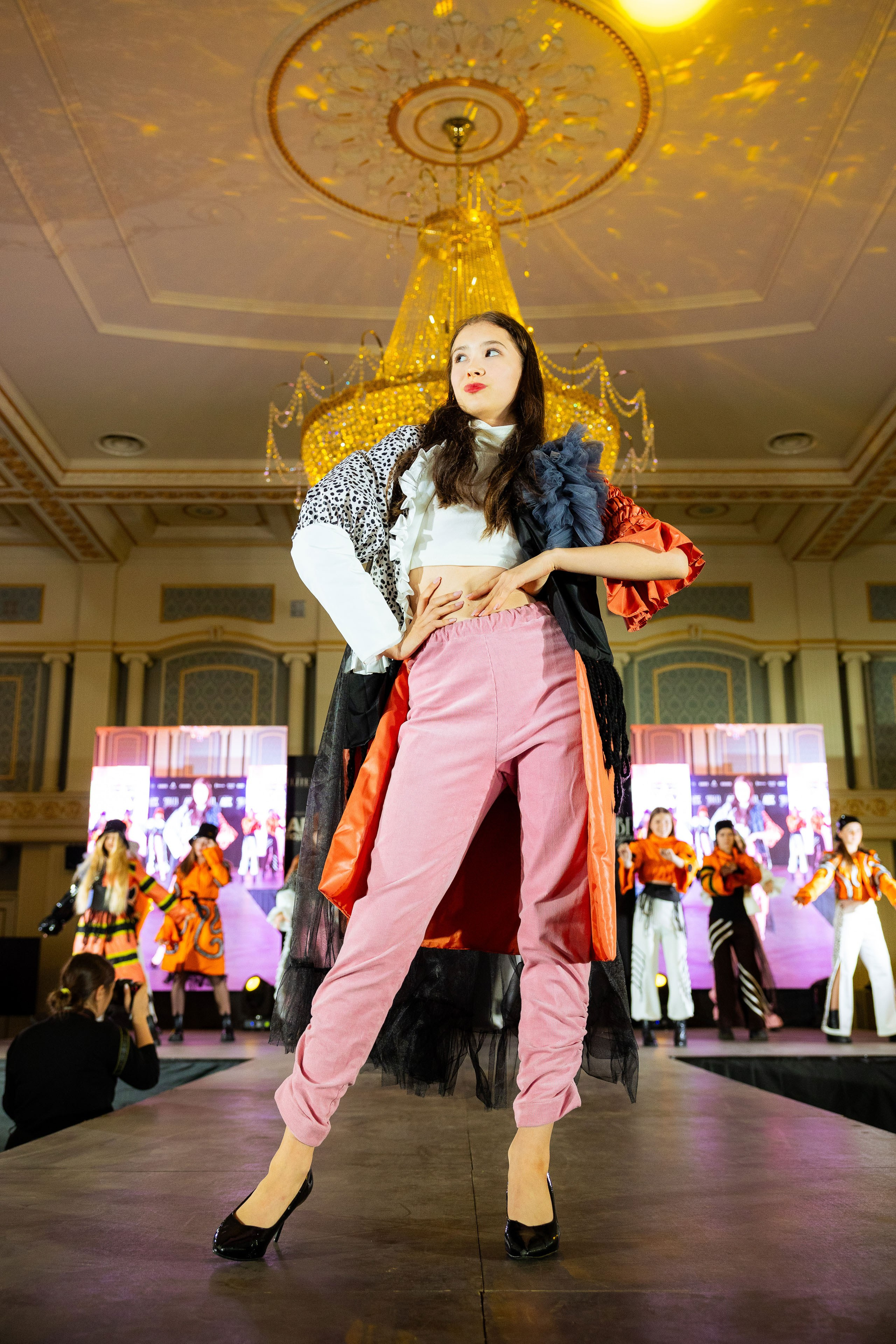 Арт-подиум «Цвета Удмуртии». Показ мод [25/10/24]. Фотограф Виноградов Константин