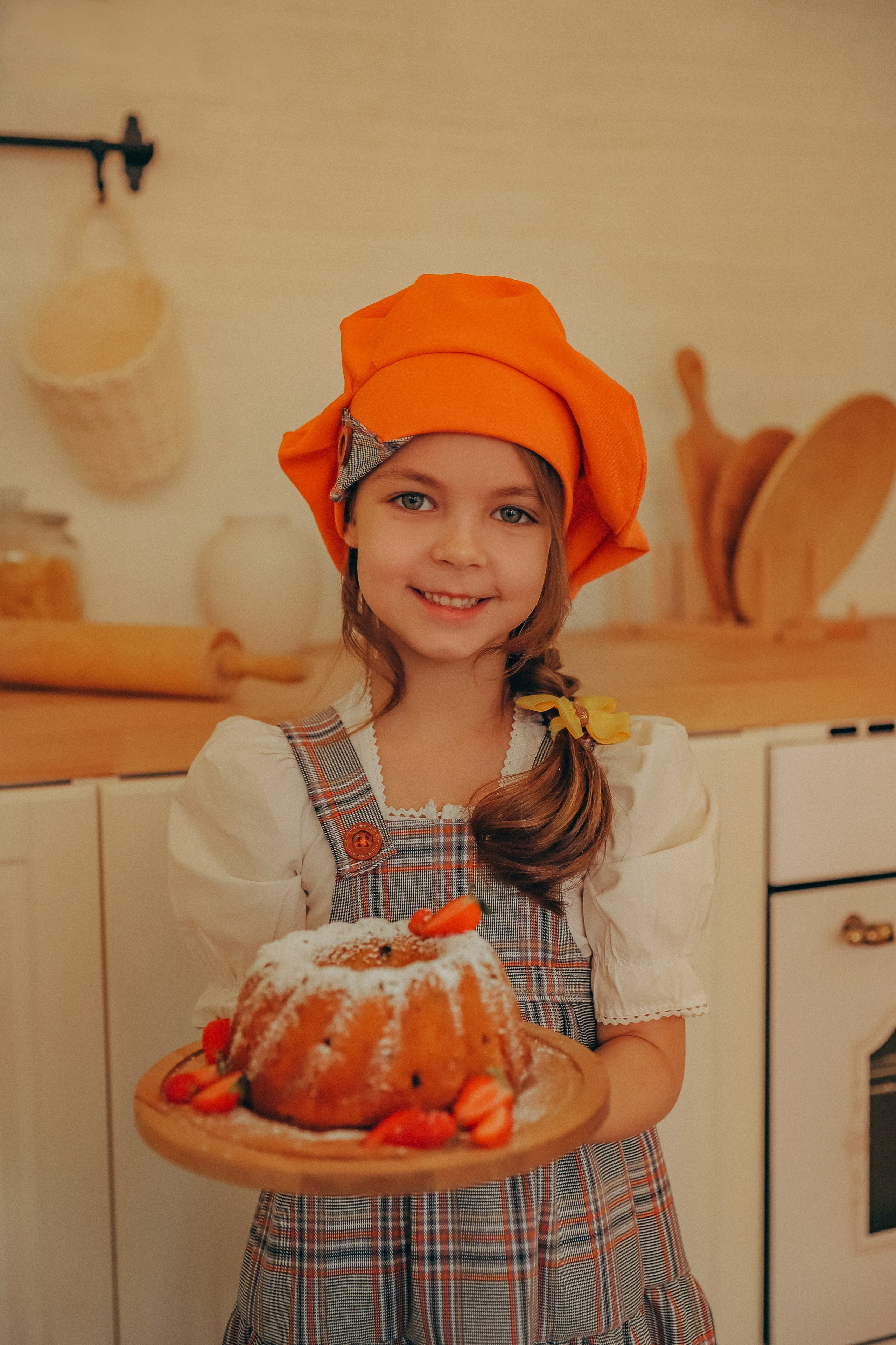 Мила и пирог. Семейный и школьный фотограф в Самаре Екатерина Удиванкина