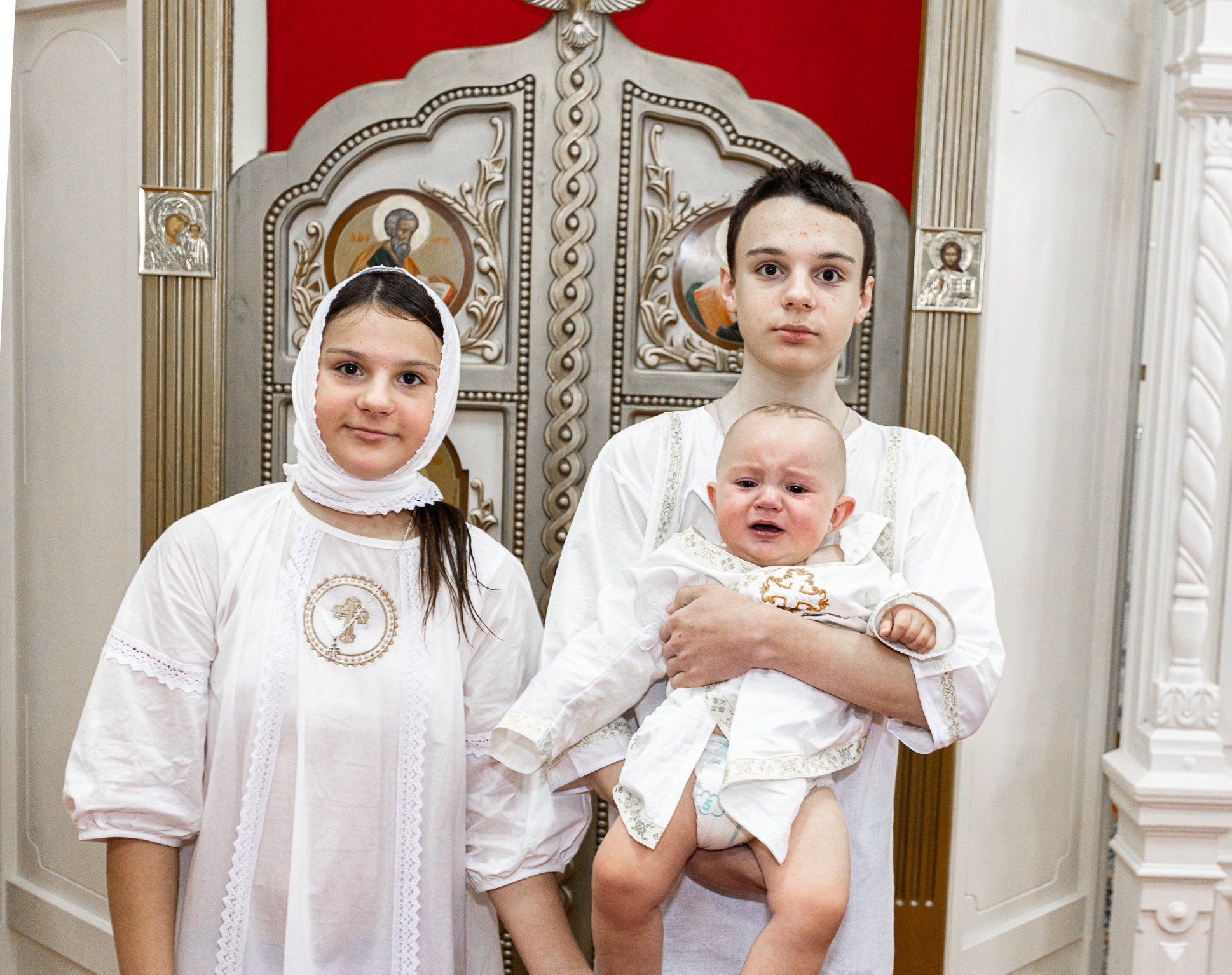 Свадьба, роспись в ЗАГСе, венчание, крещение, выписка из роддома — фотосъёмка. Визуальная упаковка брендов и проектов через фото и видеопроизводство