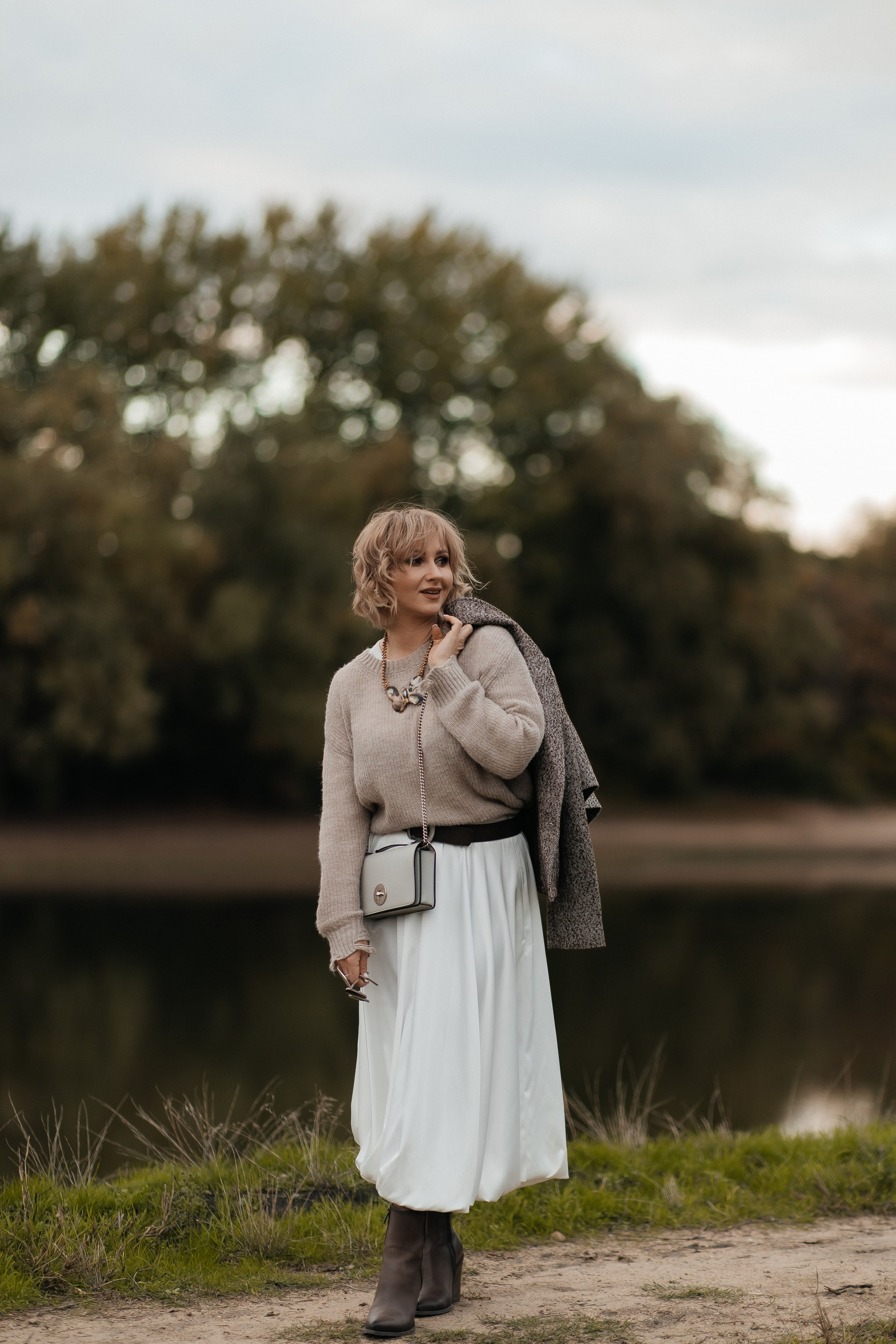 Маша и осень