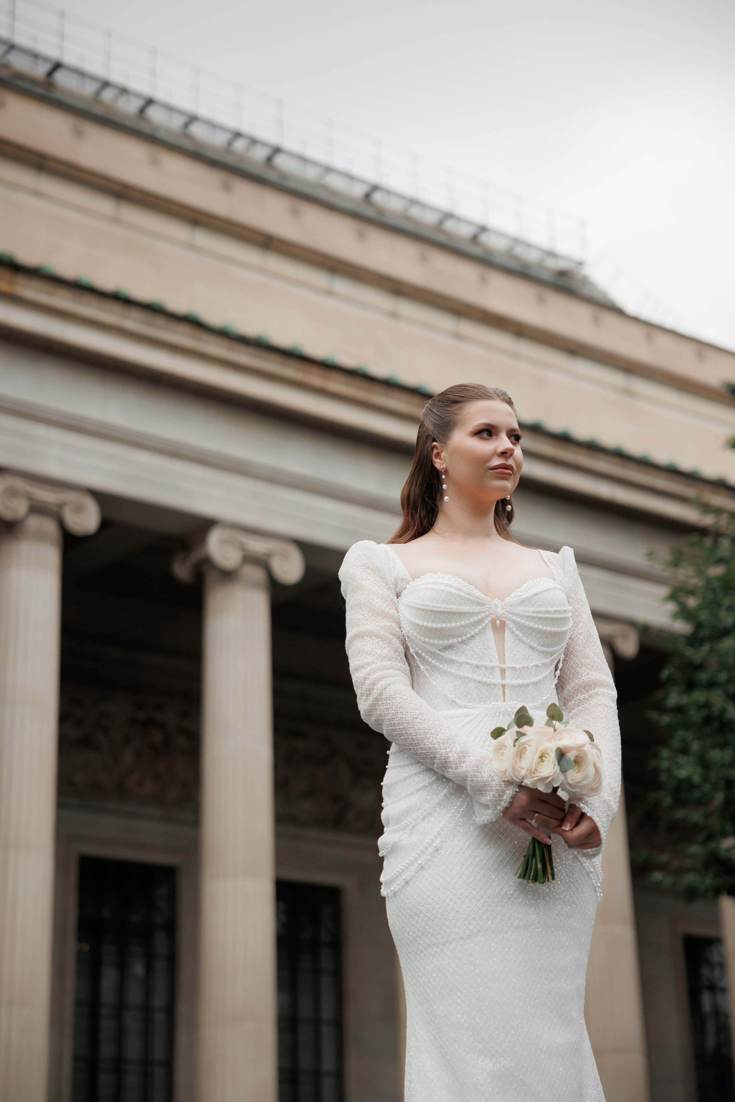 Фотосессия у Пушкинского музей. Свадебный и репортажный фотограф (Москва, Королев и другие)