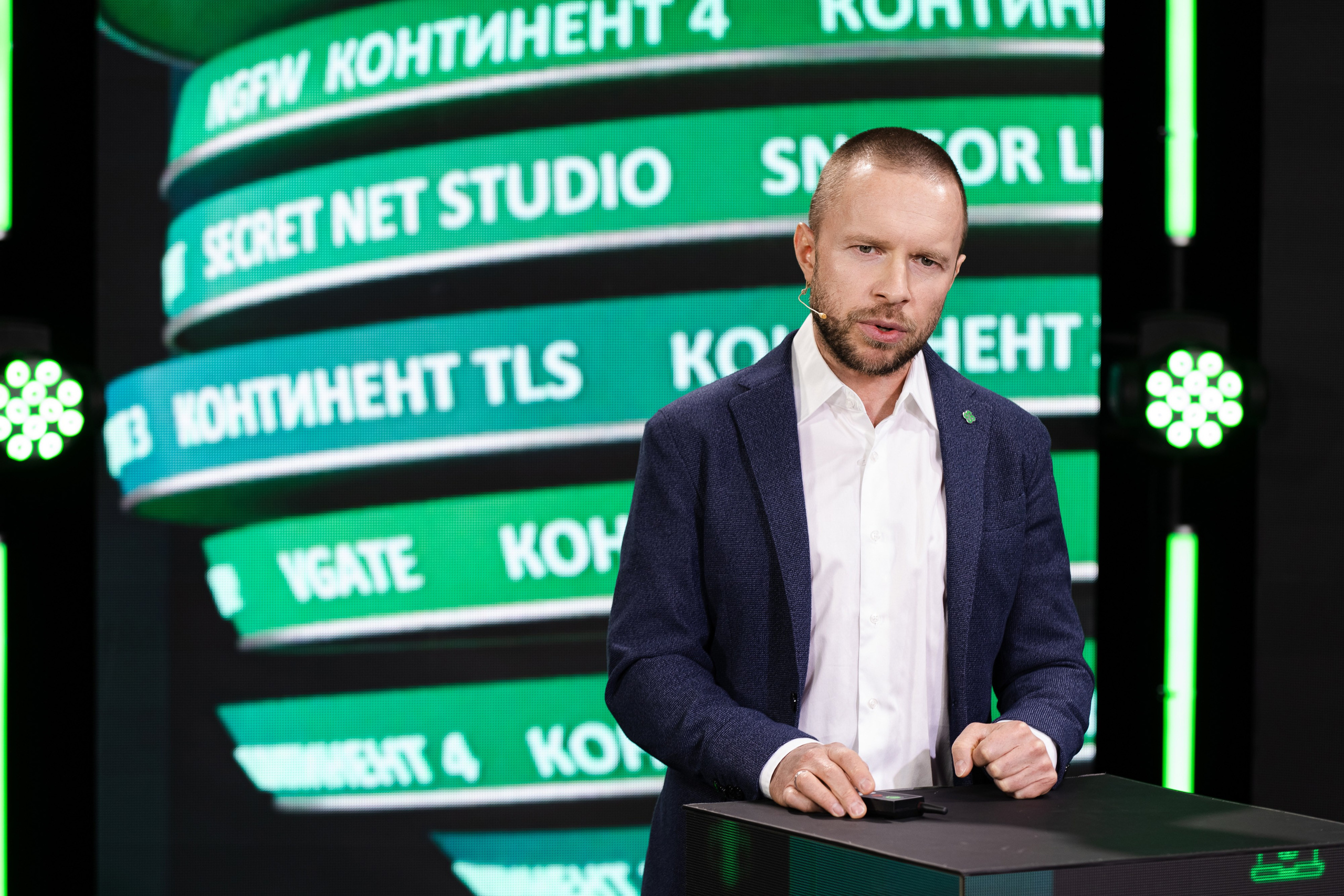 Онлайн эфир. Свадебный репортажный фотограф в Москве