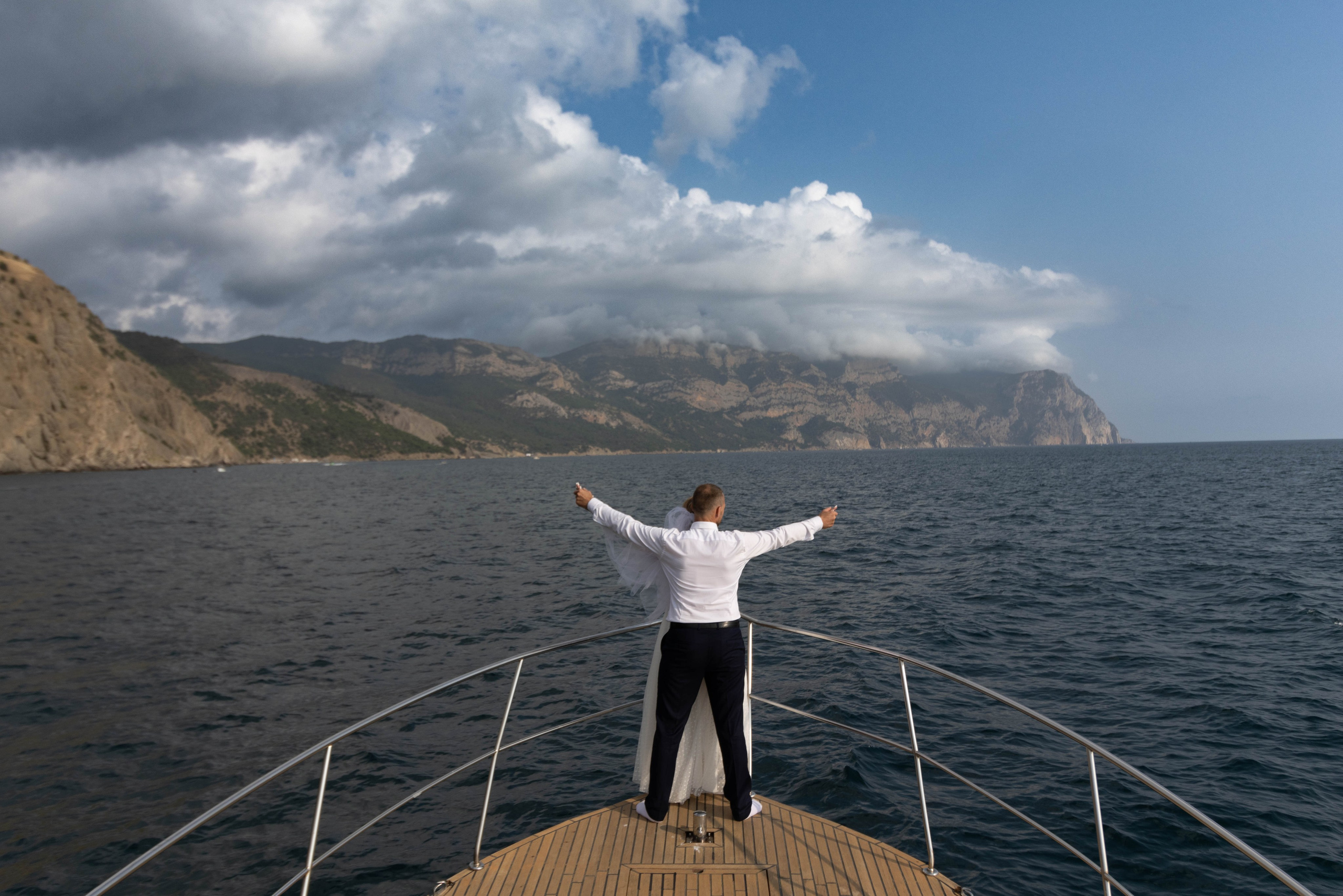Татьяна и Евгений мыс фиолент монастырь. Фотограф и видеограф в Крыму и Севастополе