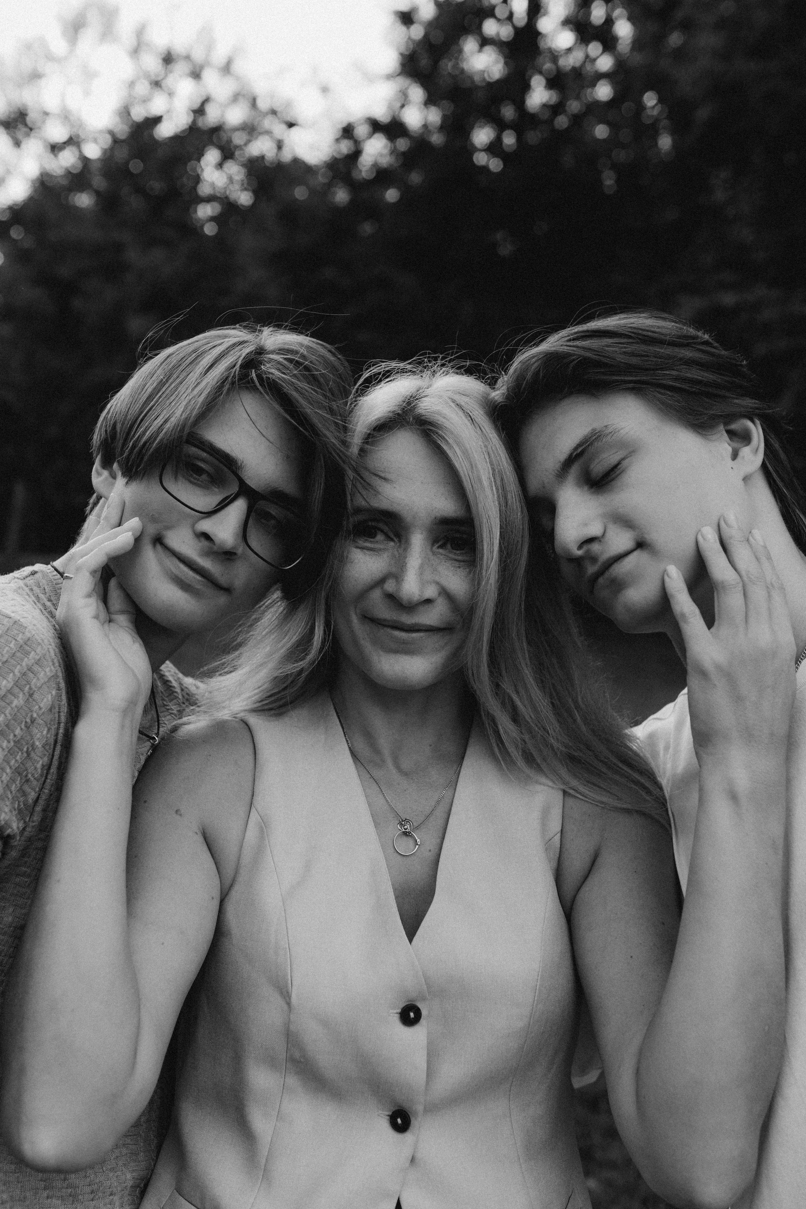 Наташа, Андрей, Эмиль, Стас, Ярослав и Арчи. Фотограф НОГИНСК, Москва, Анастасия Белая