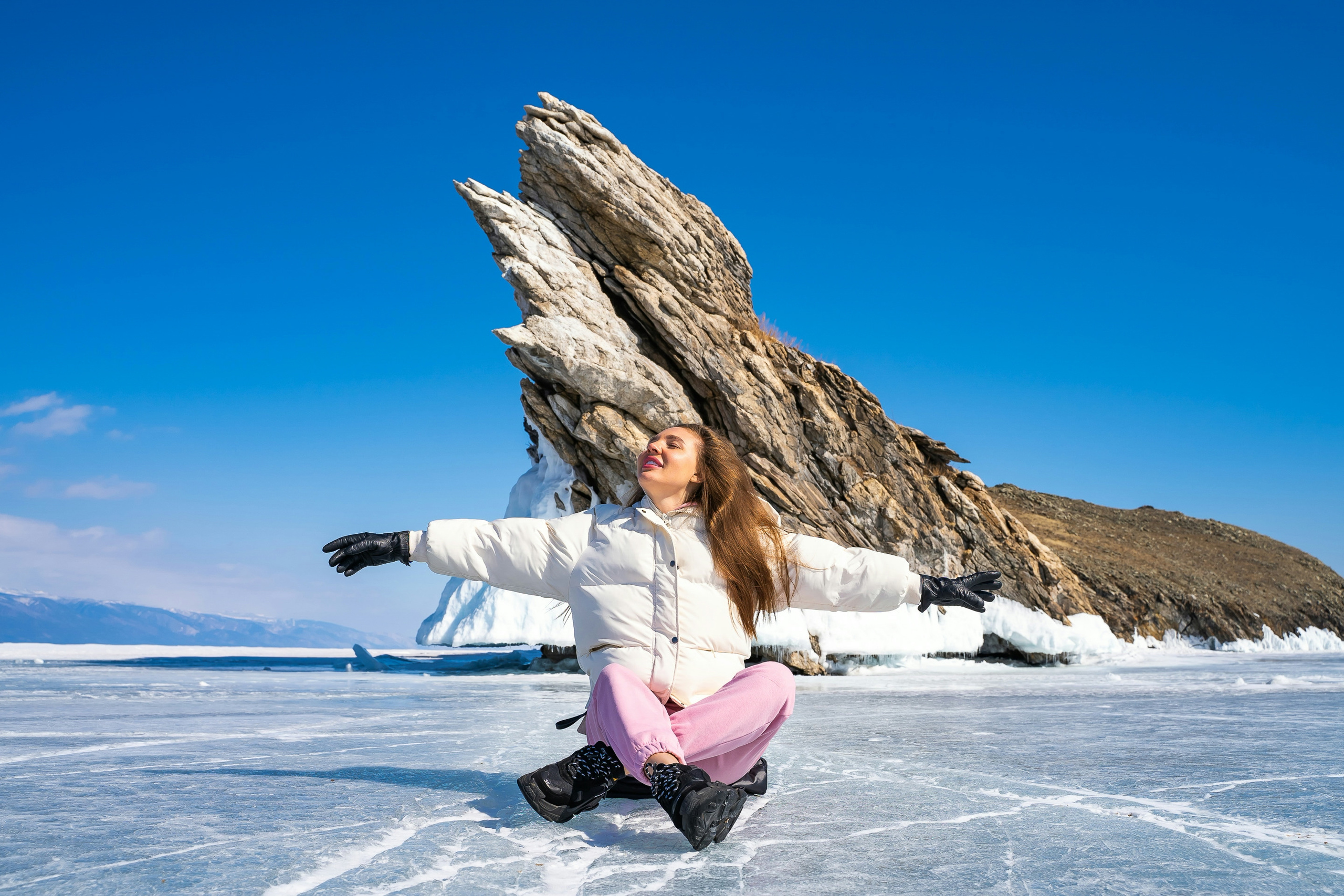 Зимний Байкал. Свадебное фото видео в Иркутске, выпускной, юбилей. Морозов Анатолий