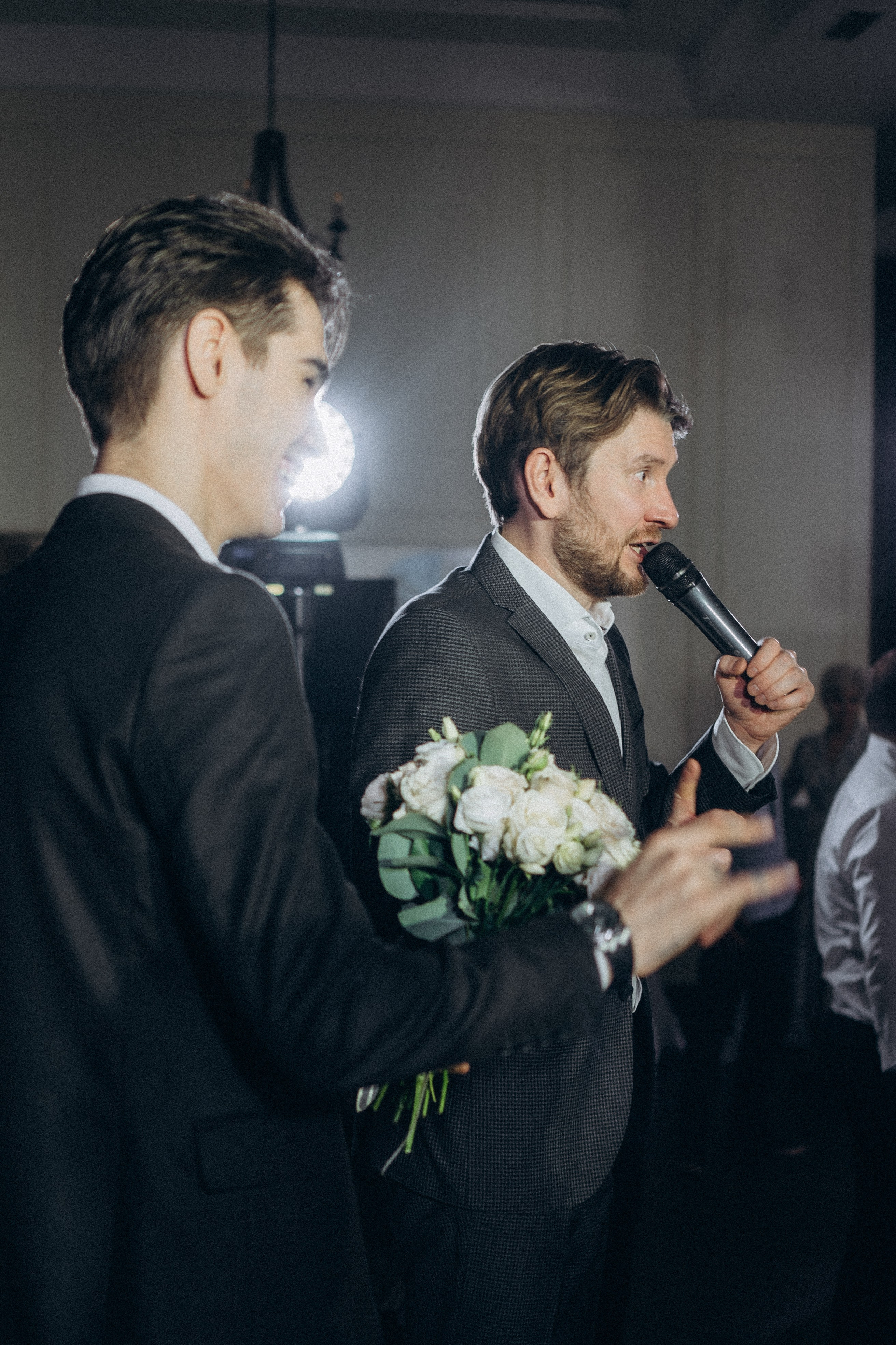 СВАДЕБНАЯ СЬЕМКА СБОРОВ В ОТЕЛЕ И ВЫЕЗД НА ЦЕРЕМОНИЮ (СНЯТО В СИБИРЕ В НИЖНЕВАРТОВСКЕ). Профессиональный фотограф, Санкт-Петербург — Виктория Богомолова