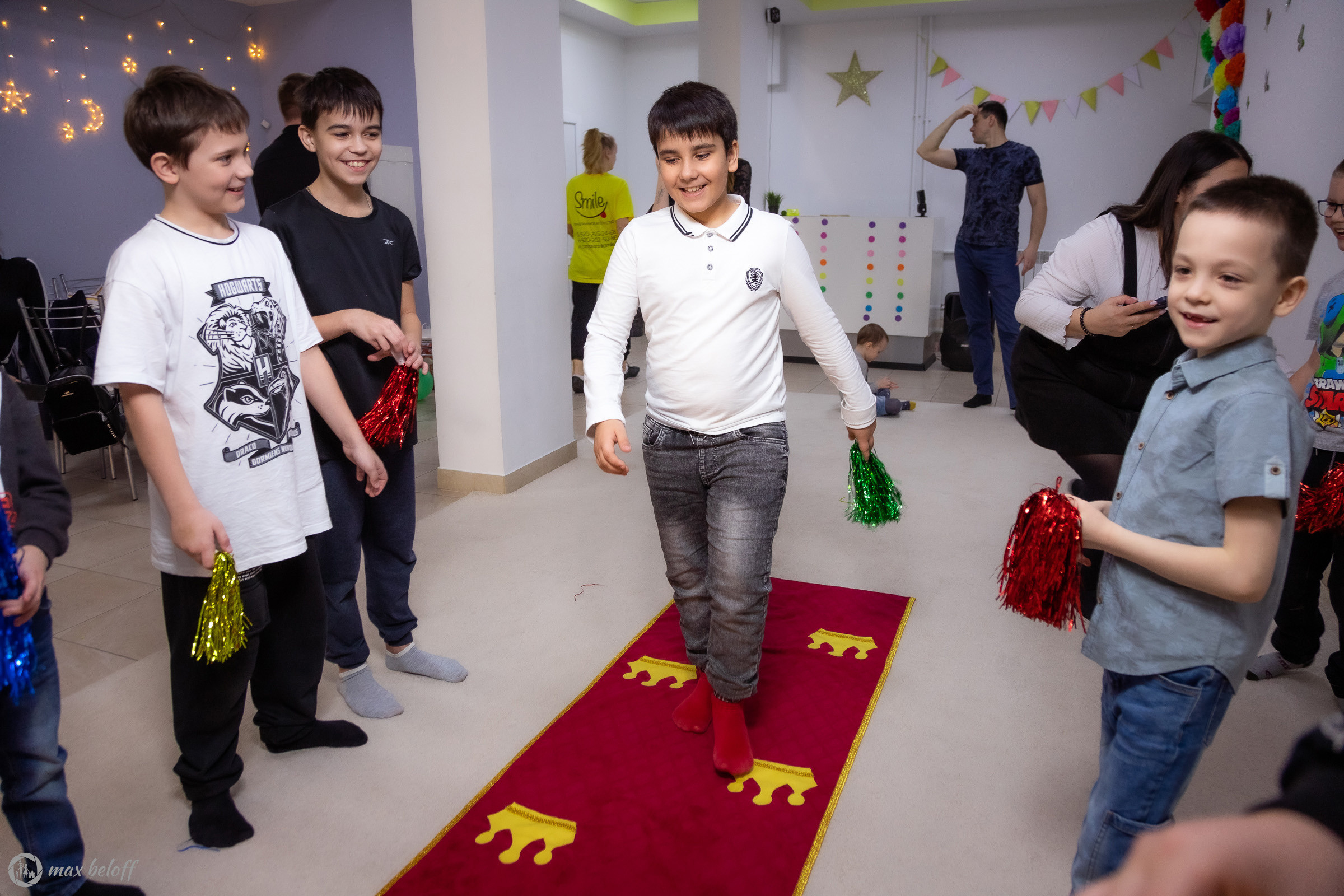 Студия Смайл. День рождения Игоря. Семейный фотограф — Макс Белогрудов