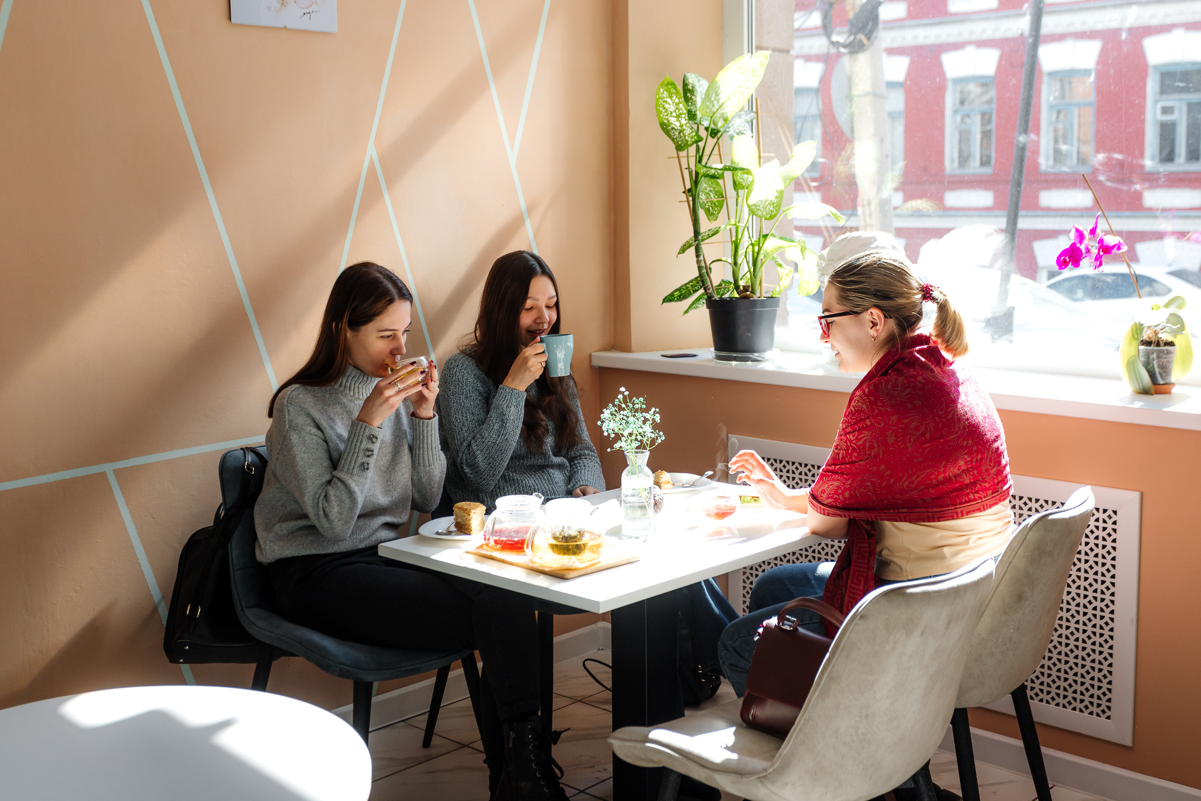 Friendly Cafe. Семейный фотограф — Макс Белогрудов