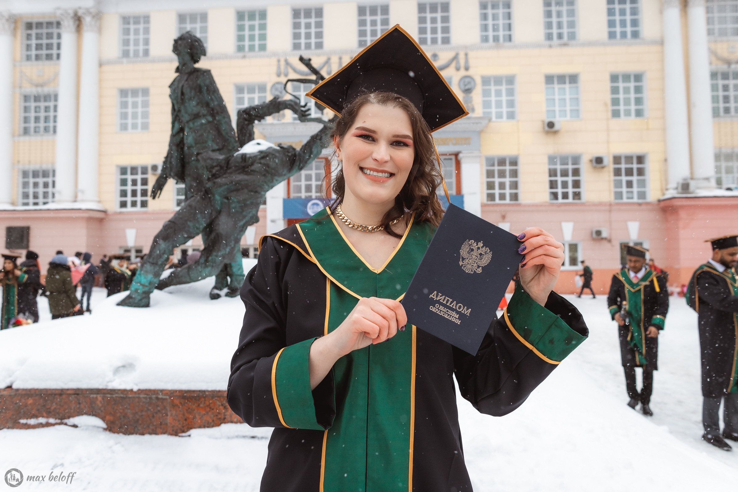 Carol Tkaczuk. Выпускной мед университета. Семейный фотограф — Макс Белогрудов