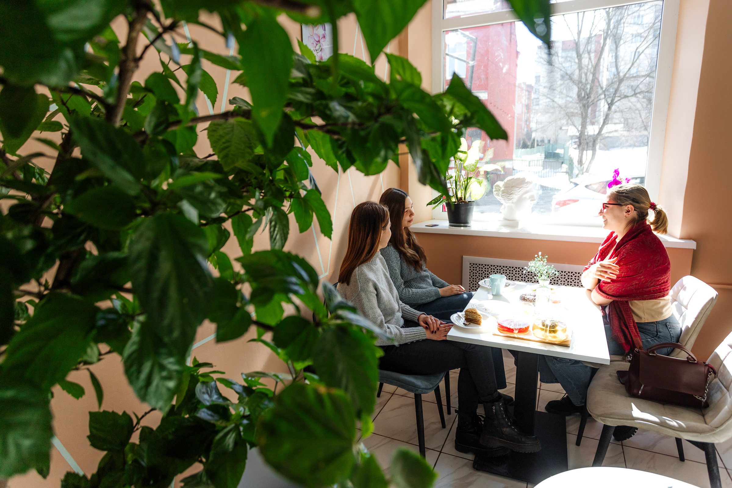 Friendly Cafe. Семейный фотограф — Макс Белогрудов