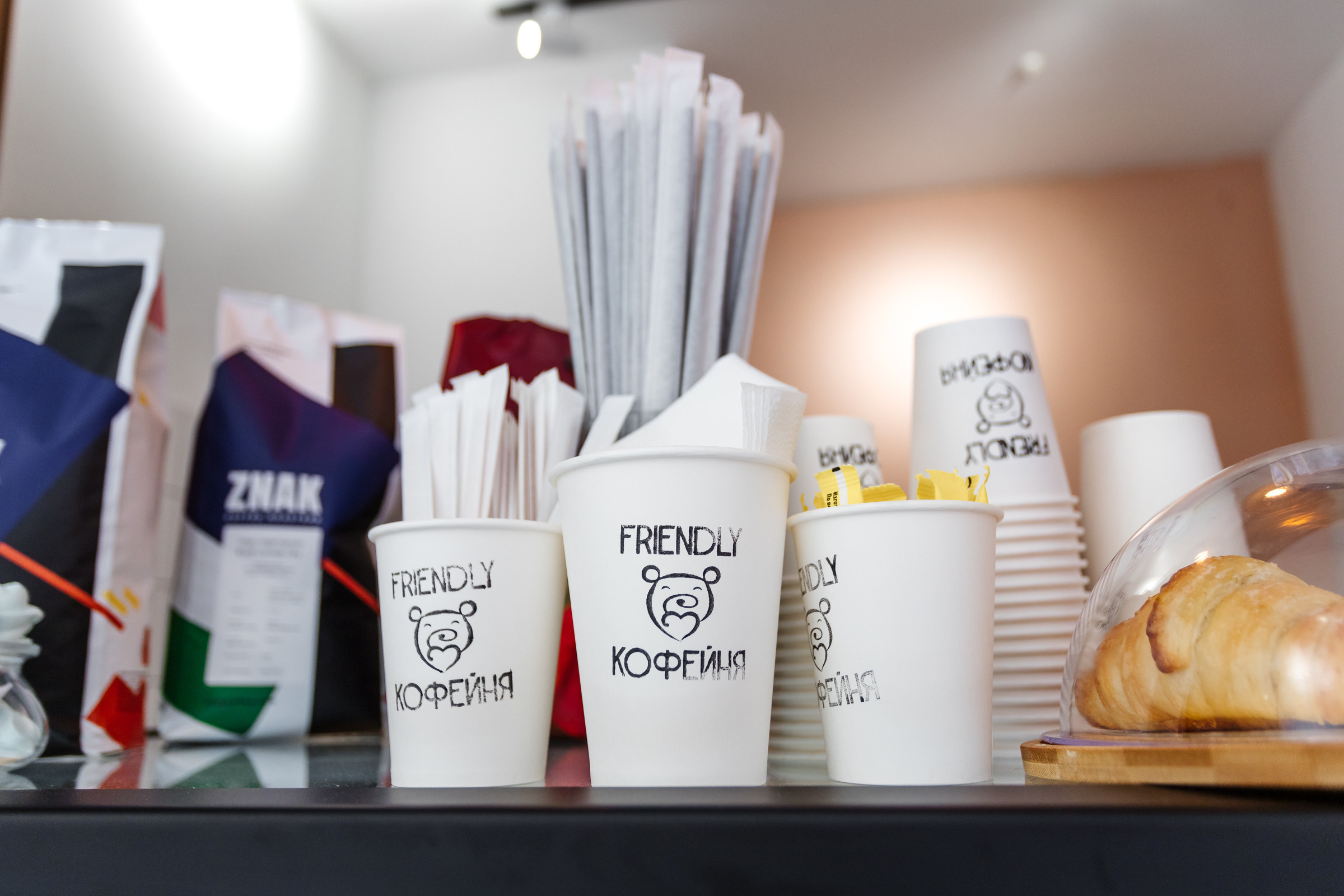 Friendly Cafe. Семейный фотограф — Макс Белогрудов