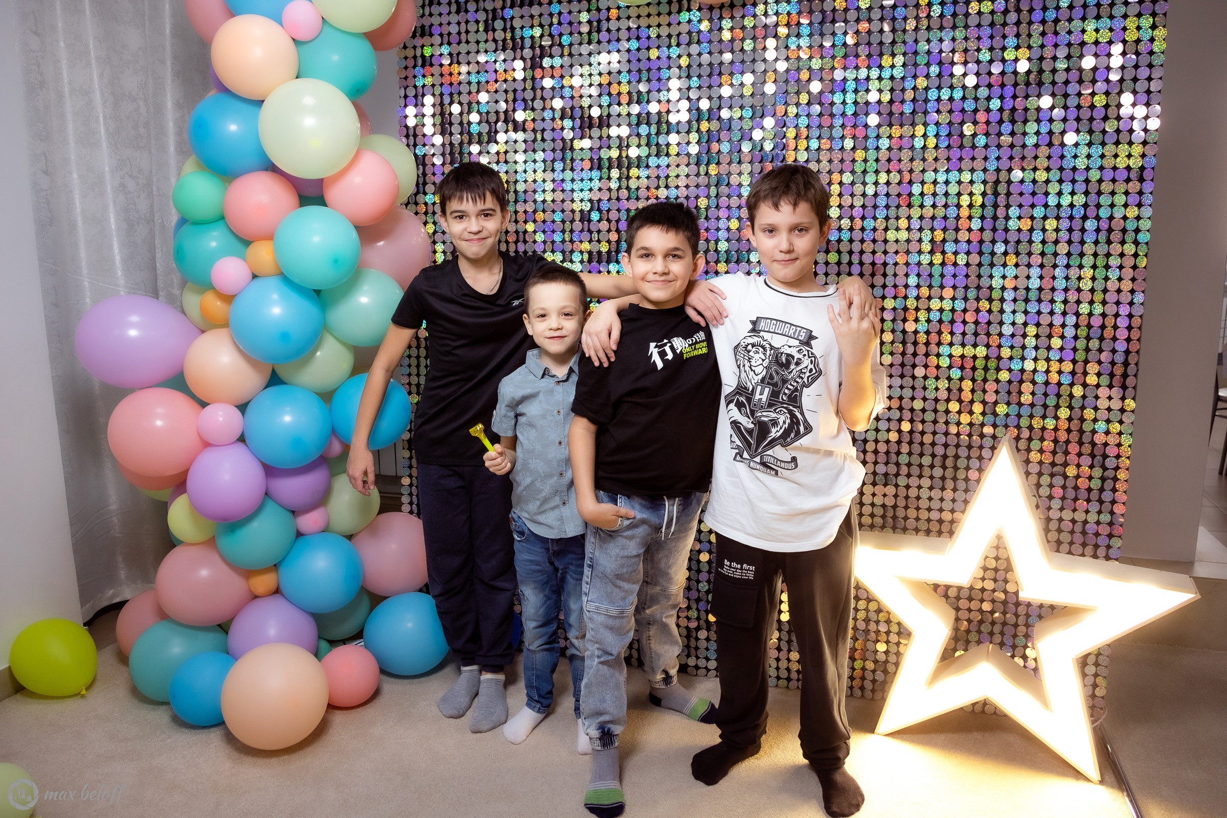 Студия Смайл. День рождения Игоря. Семейный фотограф — Макс Белогрудов