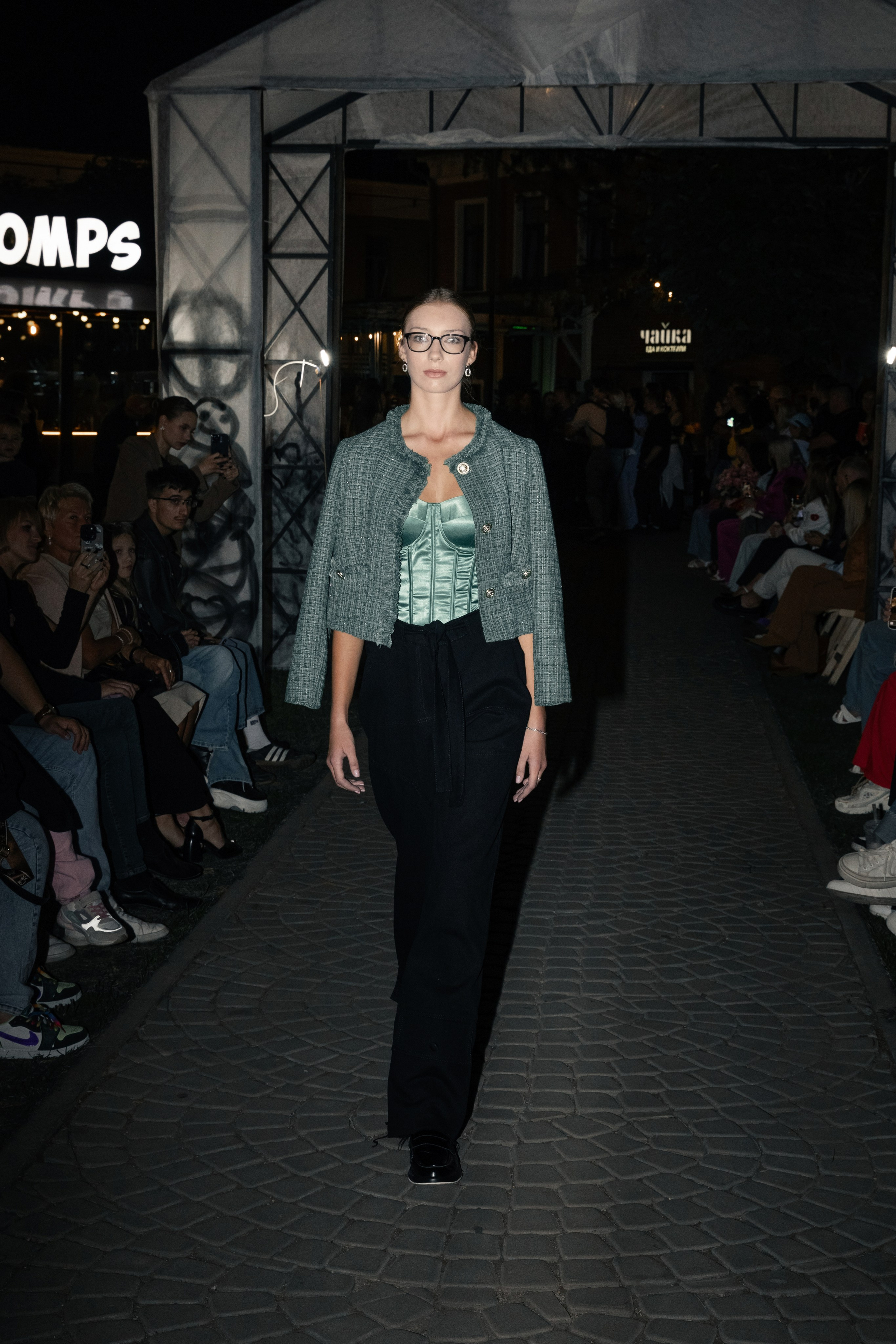 PODIGOO | Ночной Показ Тульских Брендов Одежды. Фотограф брендов и бизнеса в Москве Алексей Сентюрин