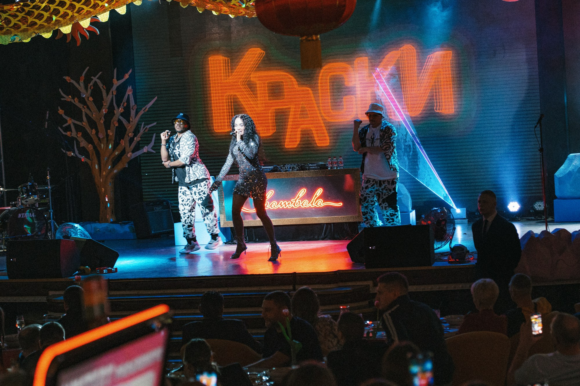 Группа Краски в Шамбале. Фотограф Мещанин Юрий