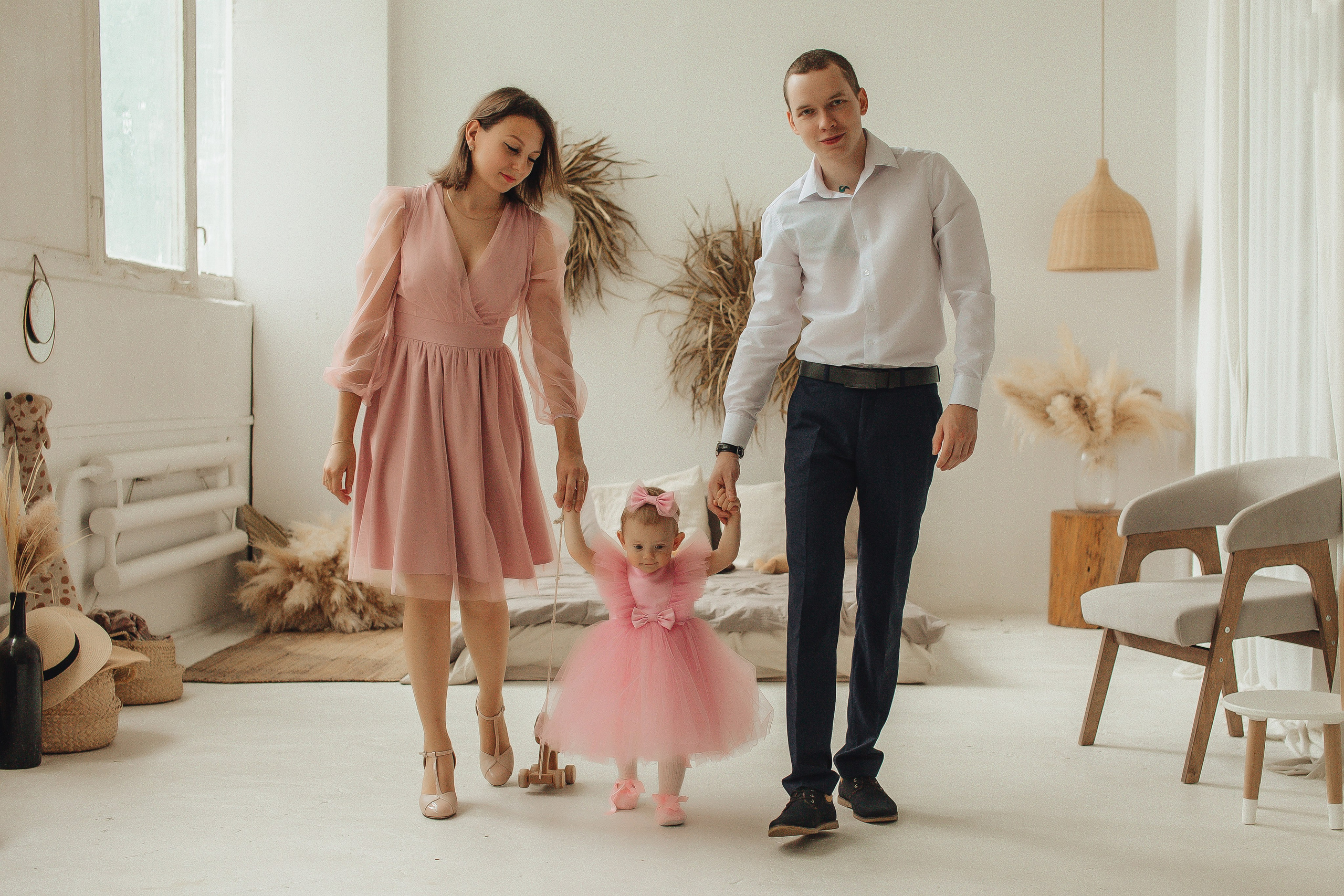 Алина + Коля + Алиса. Студия. Свадебный и семейный фотограф Пушкин Царское Село СПБ Питер Санкт-Петербург и Рязань Ольга Козлова