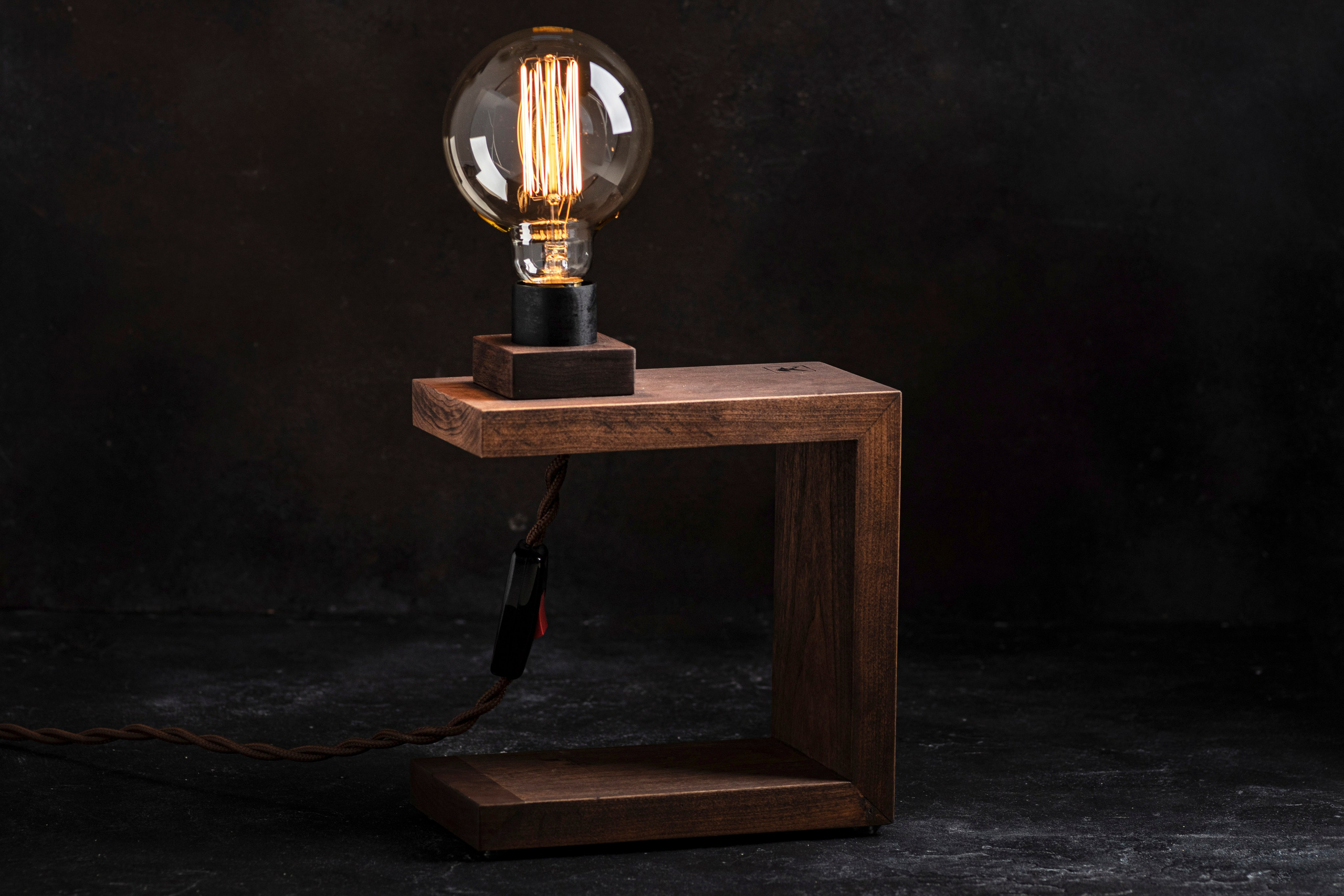 Деревянные светильники «К». Сандуца Мила — фотография со смыслом и душой