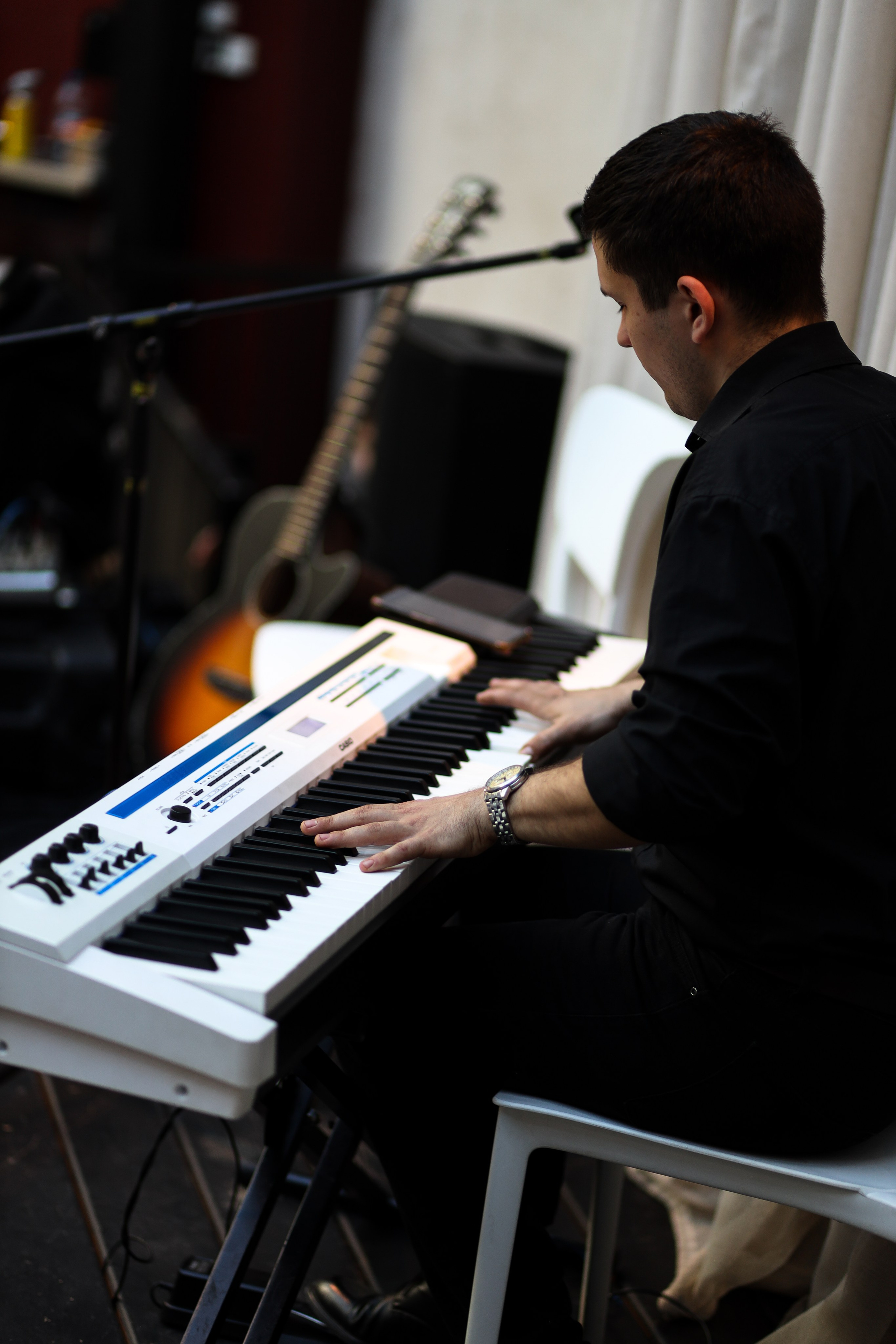 Gastrodvor 8 March. Дженбаз Павел — фотограф в Ялте