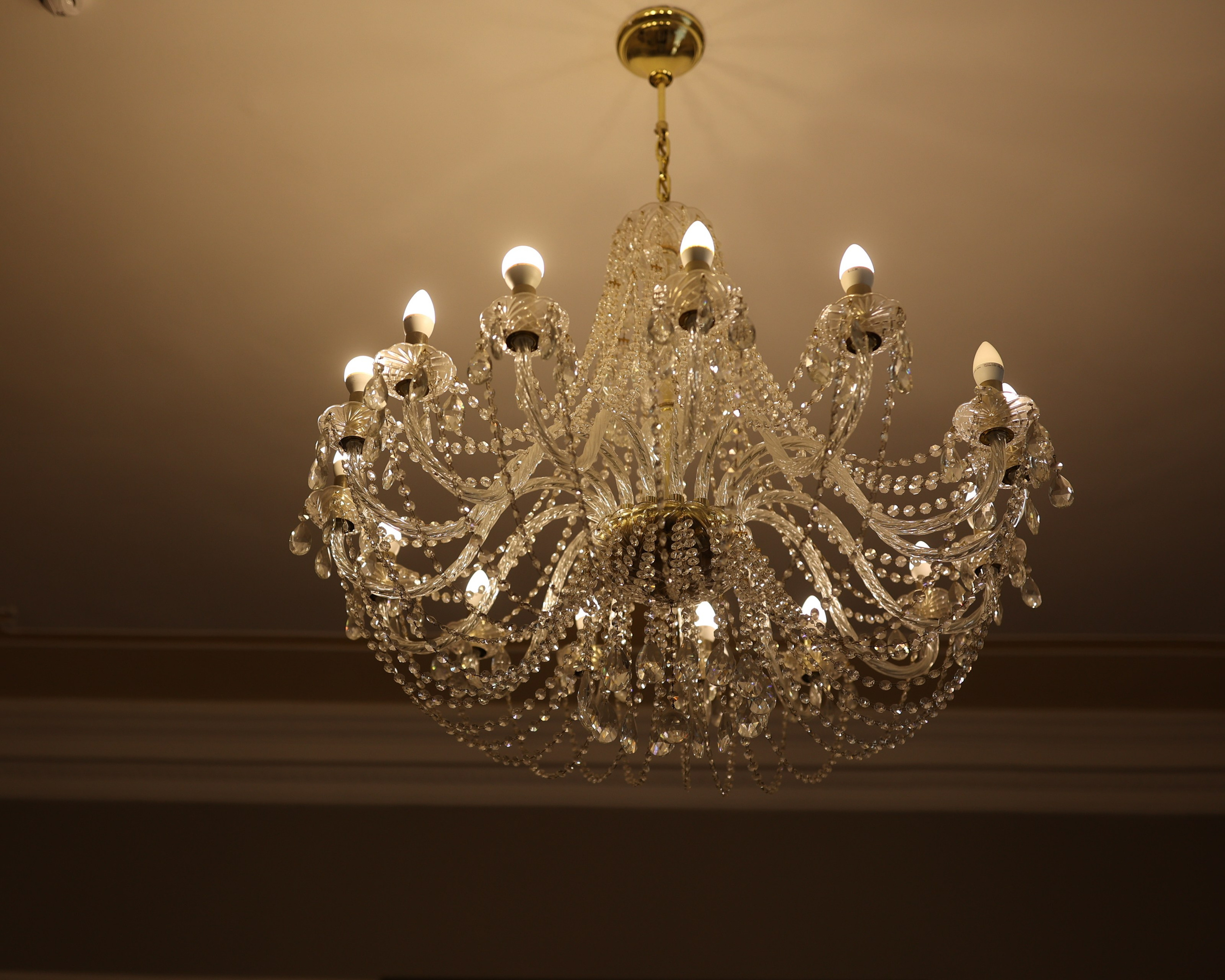 Роспись и прогулка в старом Херсонесе. Фотограф в Севастополе и Крыму Артем Волобуев