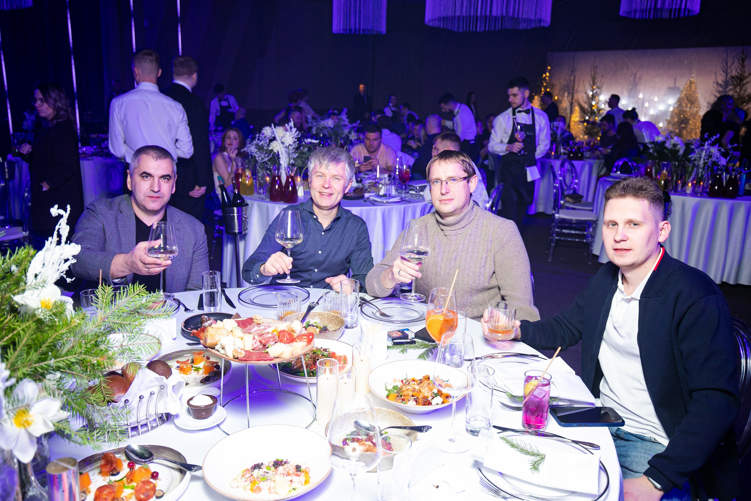 Роза Холл. Репортажный и fashion фотограф в Москве Сергей Бардин