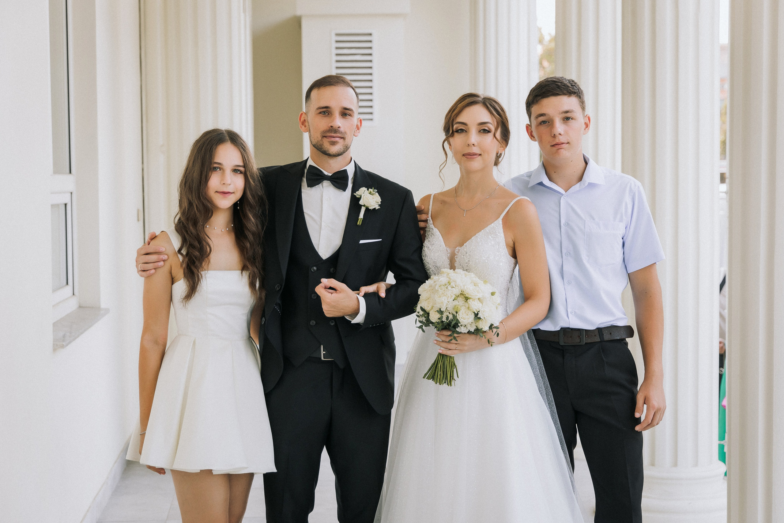 Свадебная прогулка Екатерины и Евгения. Свадебная фотография. Арина Рубах