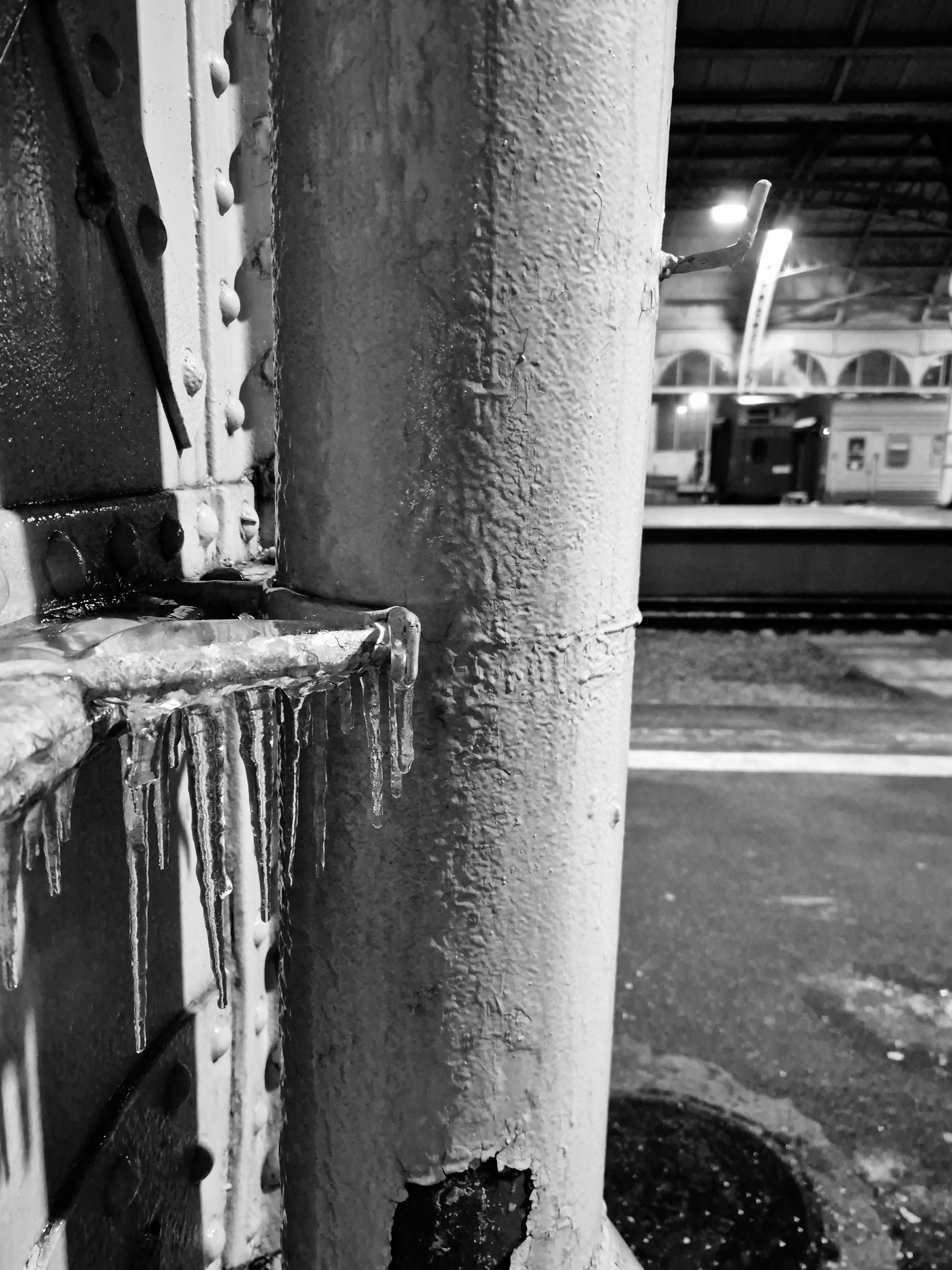 На улице подмораживать начало