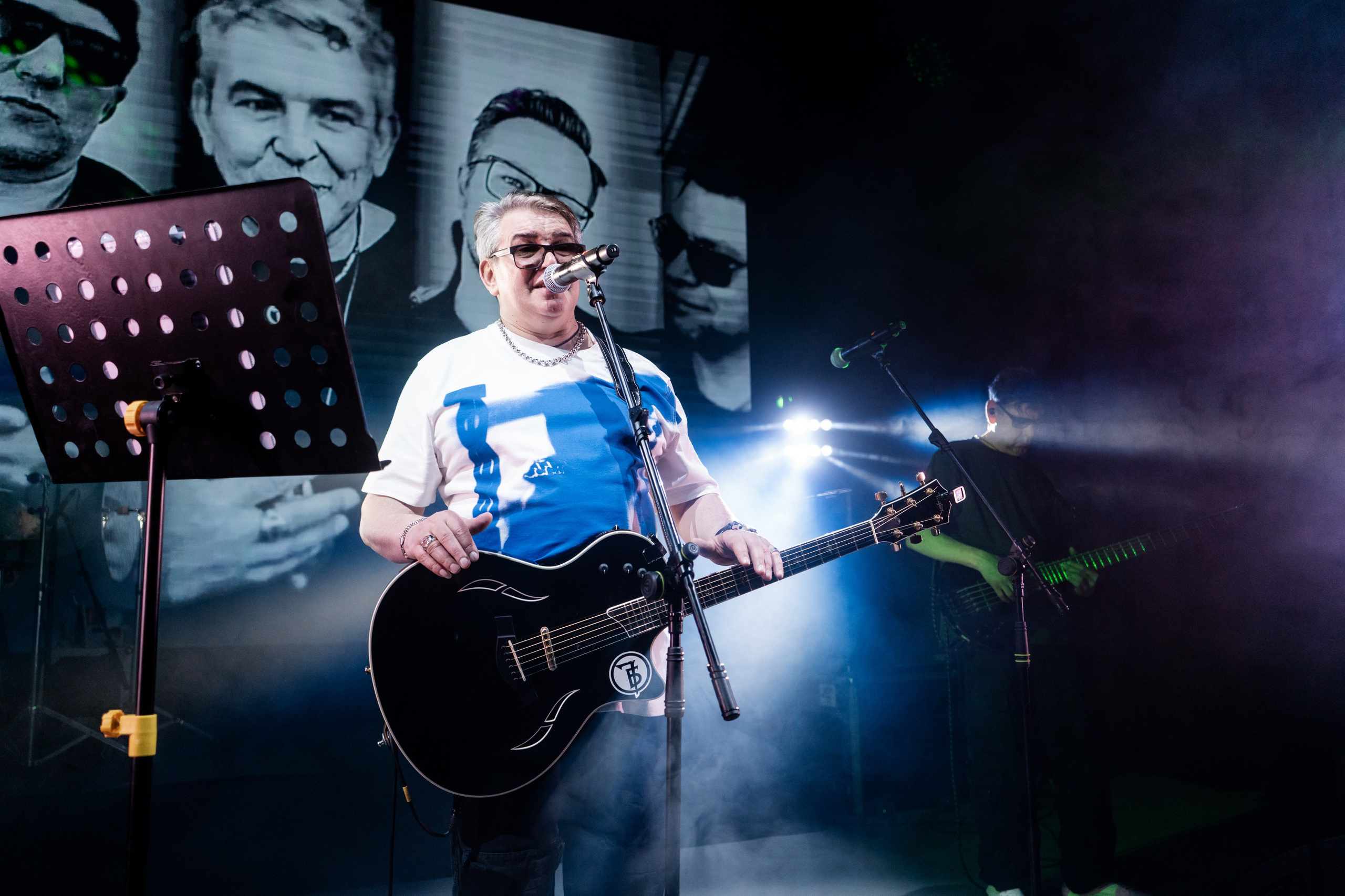 Иван Демьян и группа «7Б». Фотограф Полина Шаленкова. Серпухов