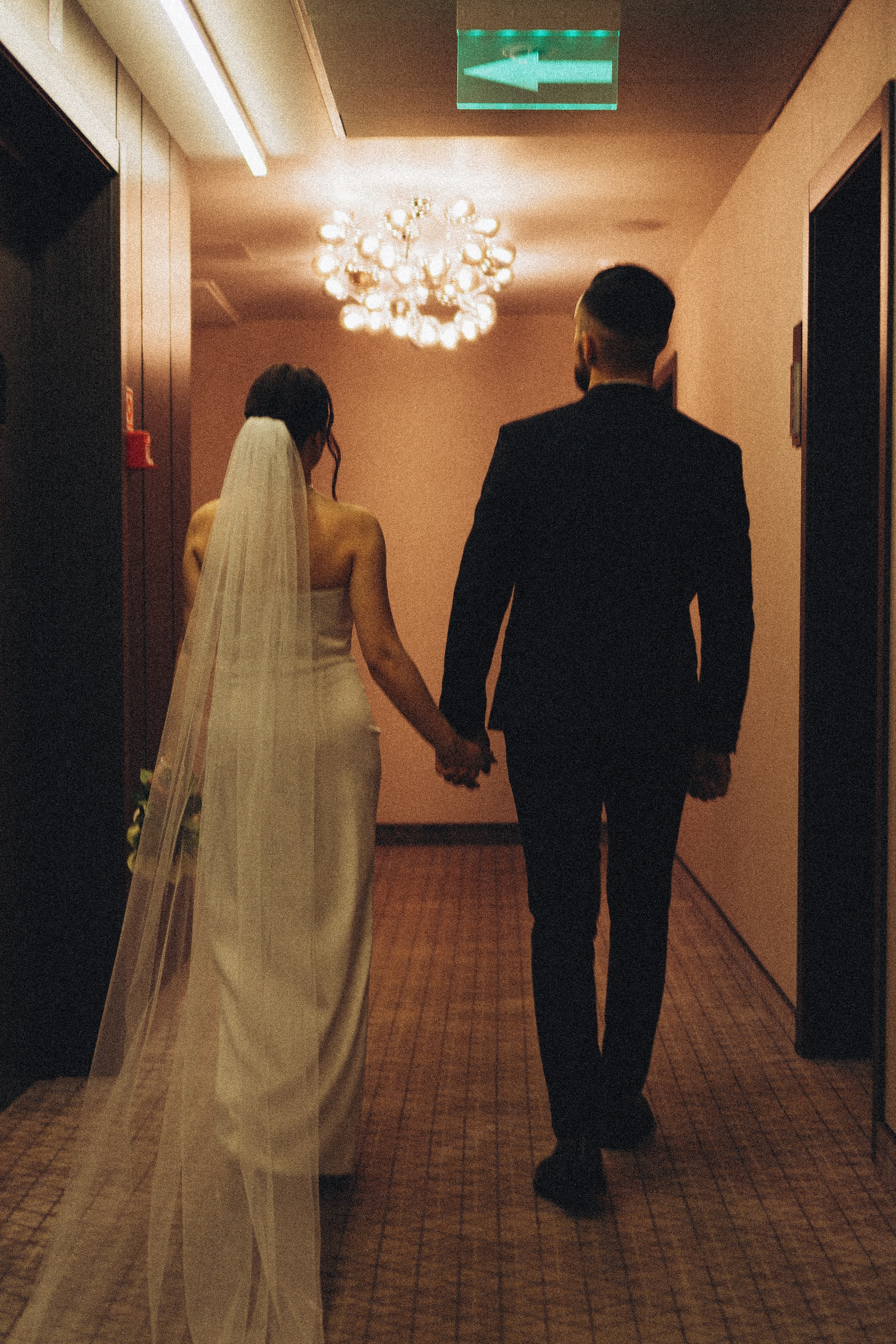 СВАДЕБНАЯ СЬЕМКА СБОРОВ ЖЕНИХА И НЕВЕСТЫ В ОТЕЛЕ И ТАКЖЕ ФОТОСЕССИИЯ В ОТЕЛЕЕ МЕГАПОЛИС БРЯНСК. Профессиональный фотограф, Санкт-Петербург — Виктория Богомолова