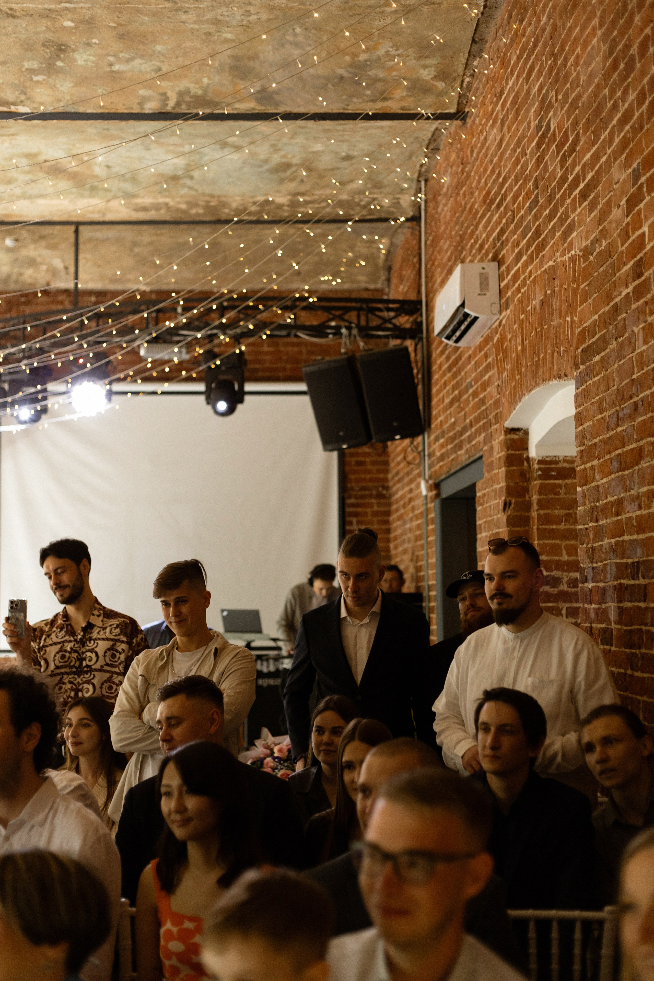 Тверь LOFT1870 (красный). Фотограф Вышний Волочек/Тверь/Москва/Санкт-Петербург