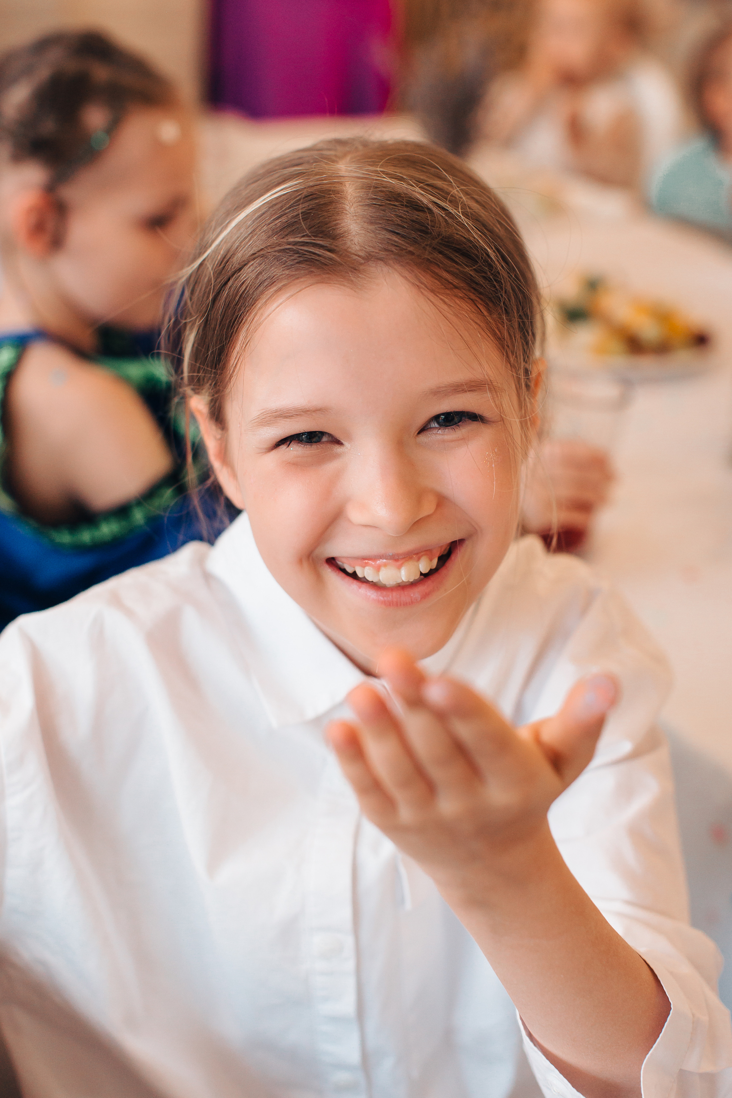 Заказать фотографа на день рождения в Москве и других городах. Фотограф на крещение и венчание, дни рождения и праздники