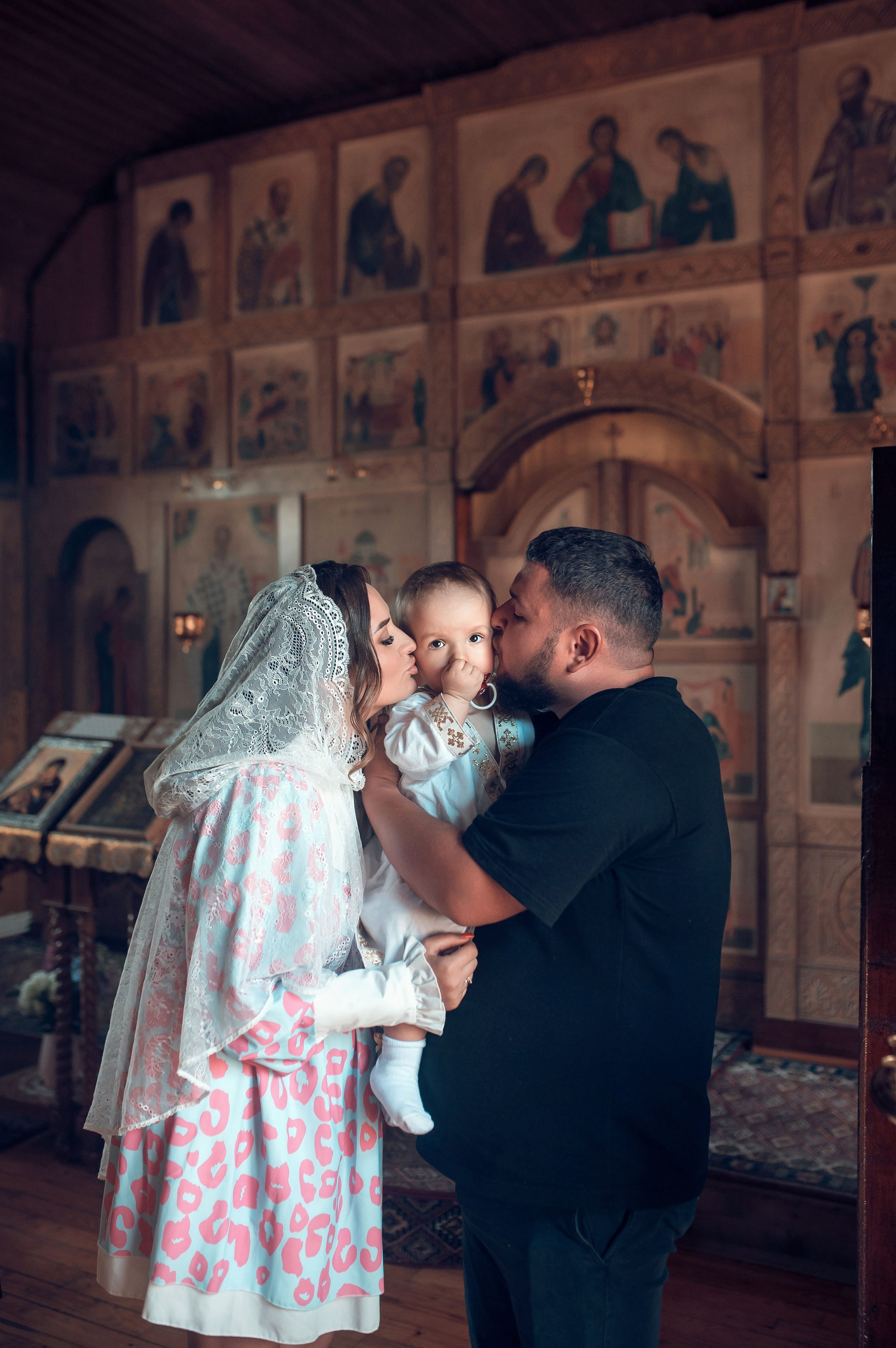 Церковь Покрова Пресвятой Богородицы в Полянах. Семейный фотограф Олеся Батурина Рязань