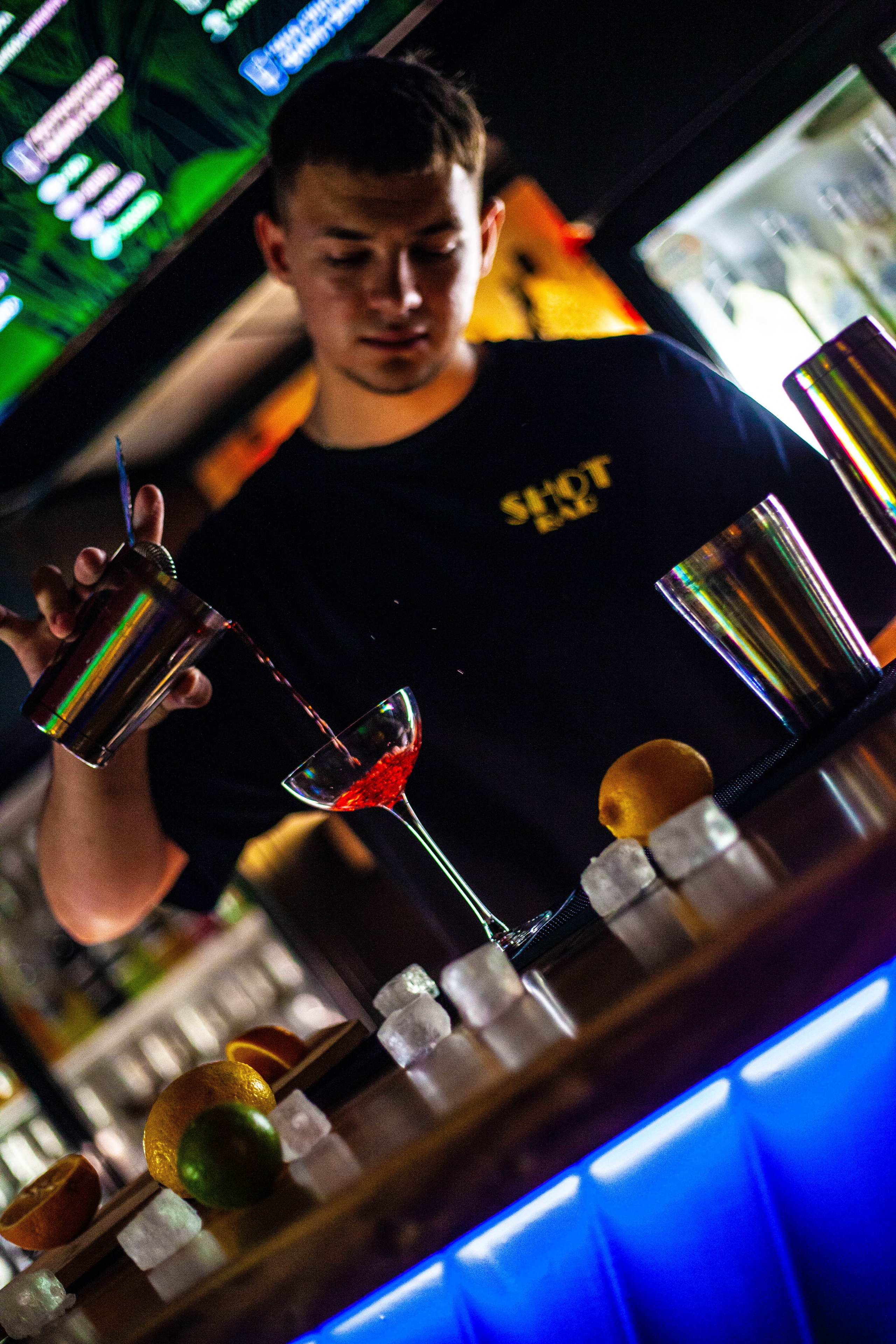 Шот Бар. Уличный фотограф Города N