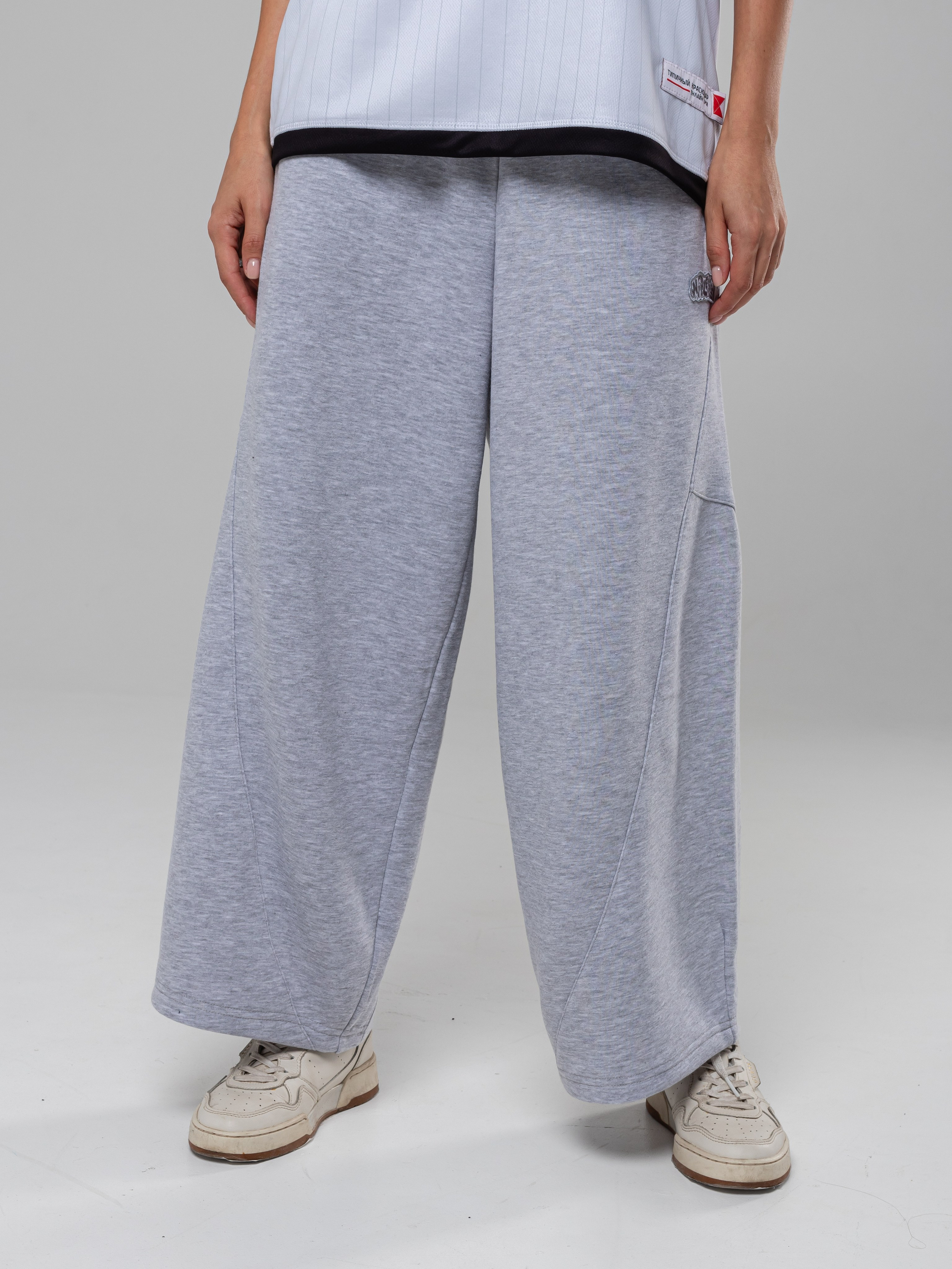 Худи и штаны. Фотограф в Краснодаре Арина Кудряшова