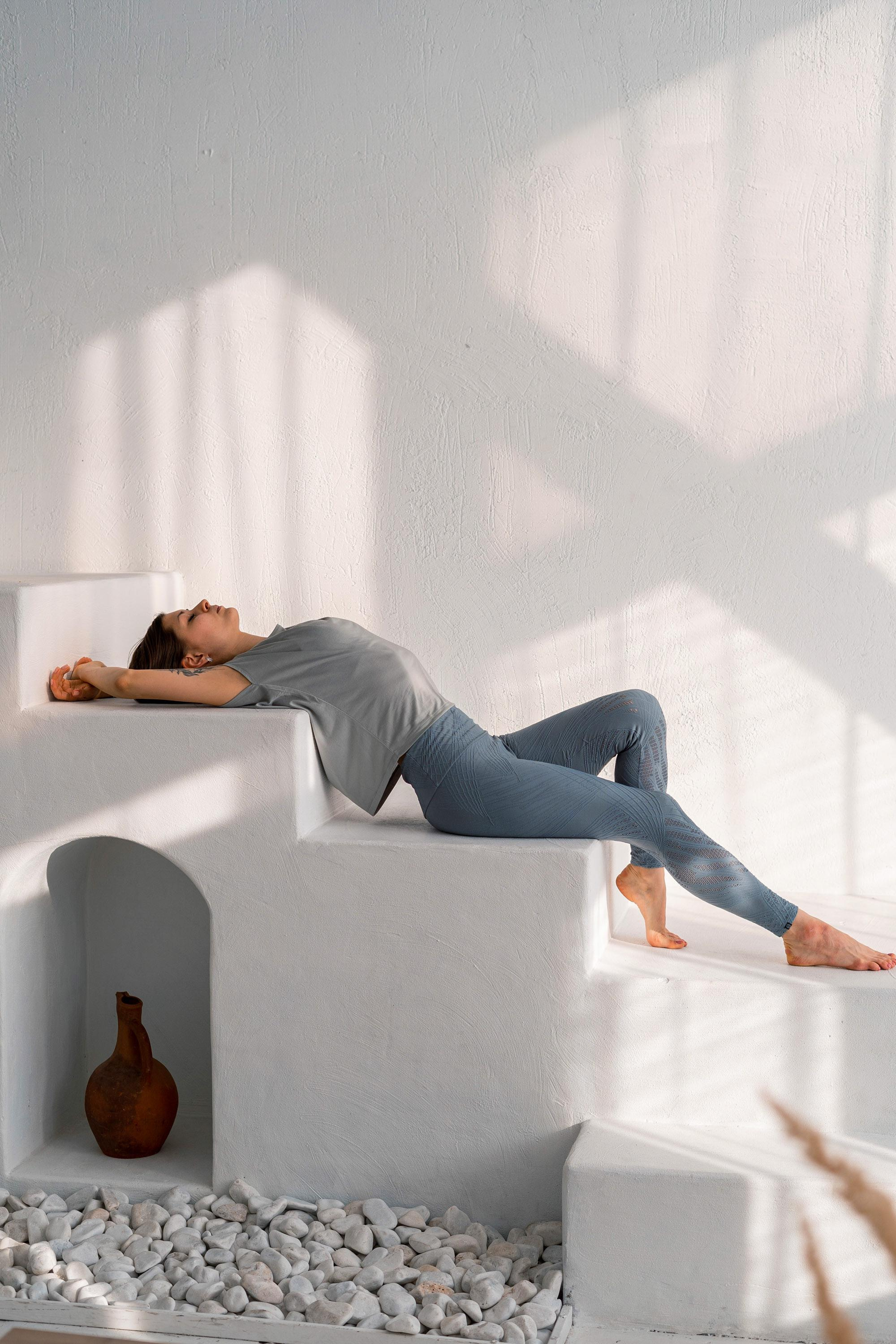 Лайфстайл фотосессия для инструктора по йоге в Москве