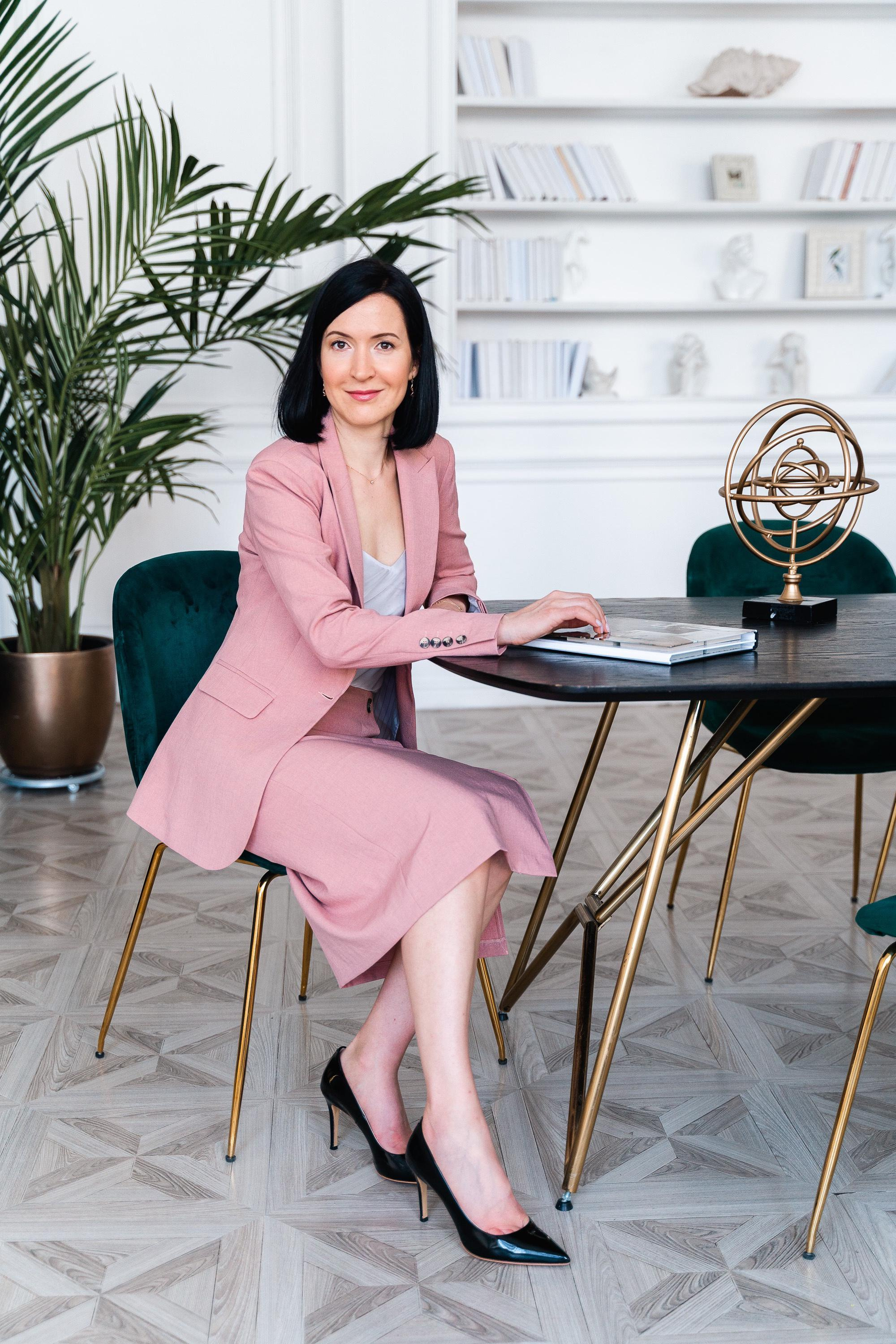 Деловая фотосессия для дизайнера интерьера в Москве