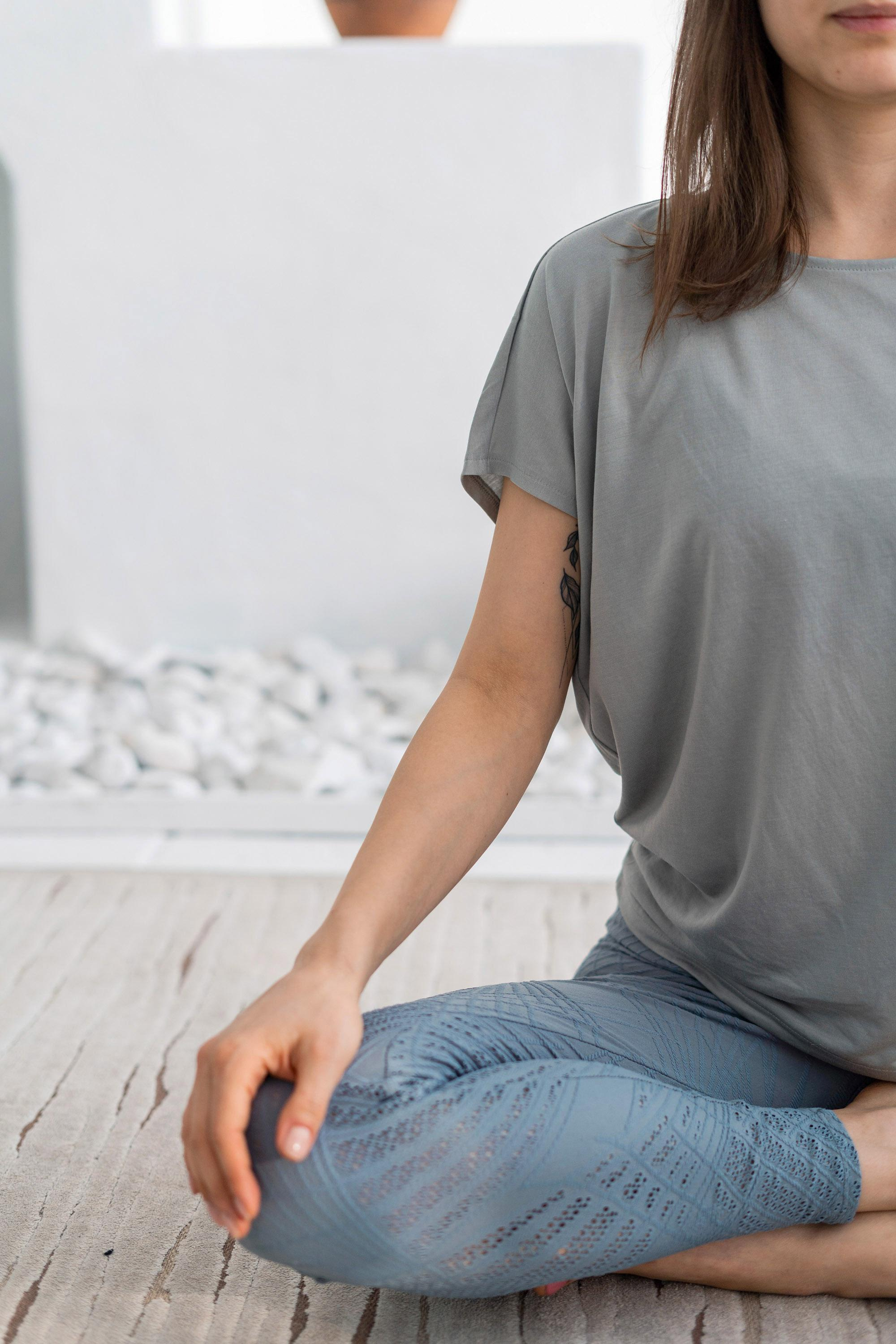 Фотосессия для сайта, блога и социальных сетей для инструктора по йоге в Москве