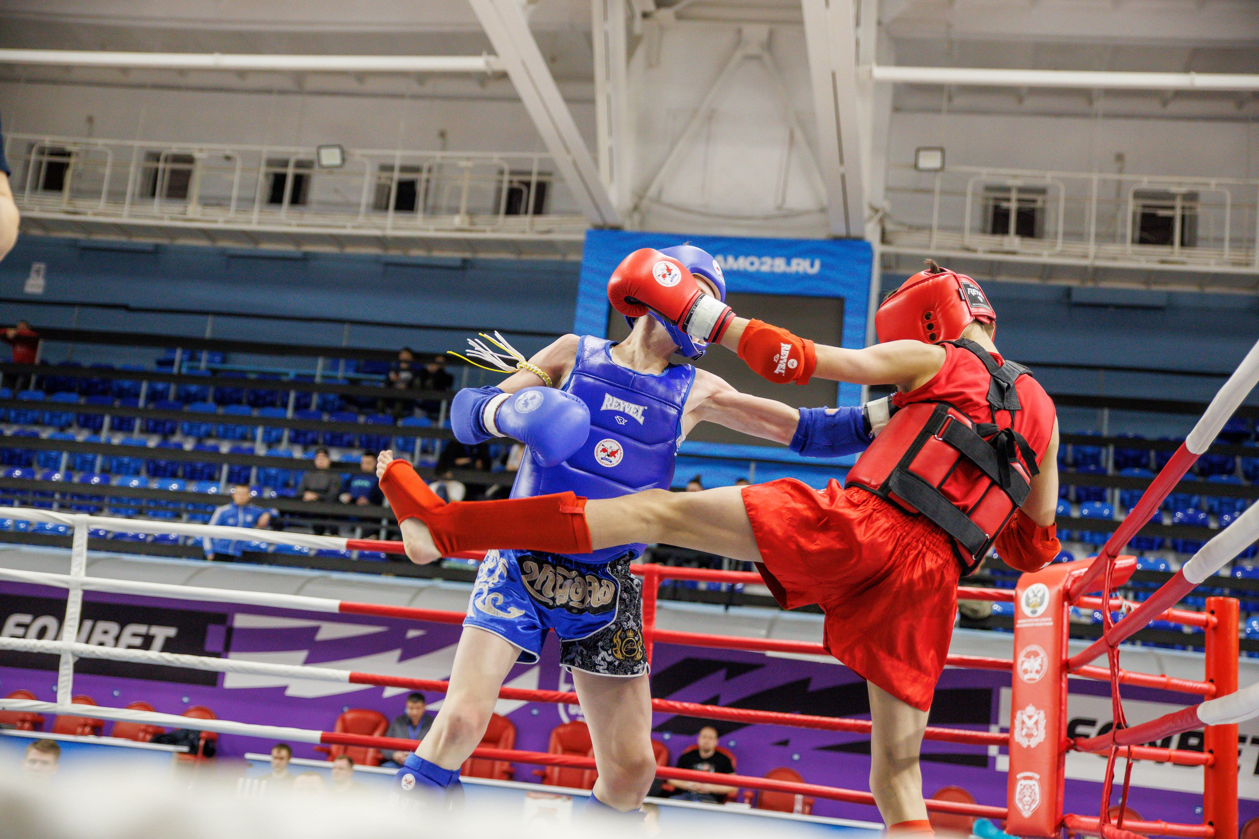 Чемпионат ДВФО по муайтай 2024. Репортажный и портретный фотограф во Владивостоке Шегай Андрей