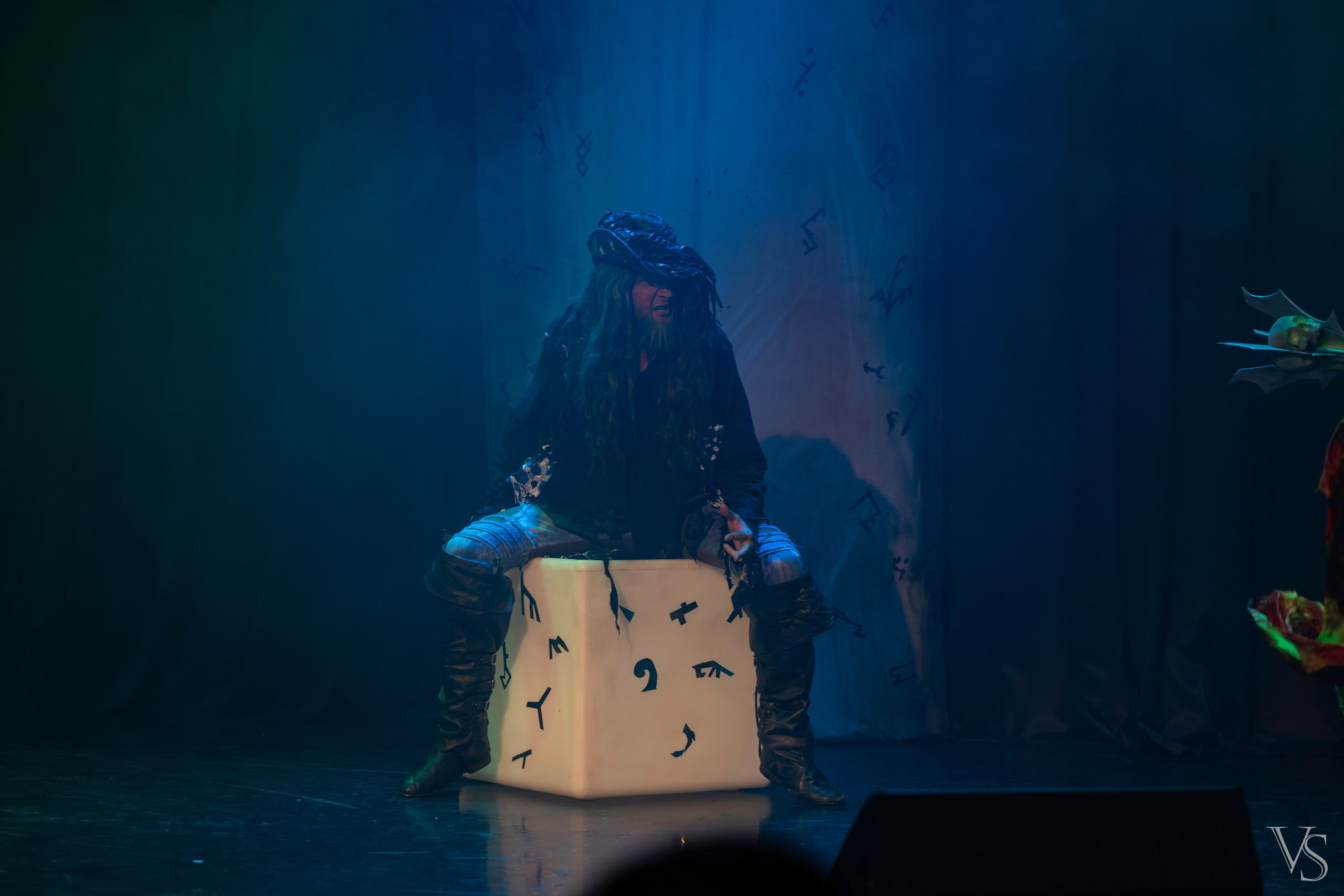 Книга стихий 25.01. Фотограф Виктор Степанов