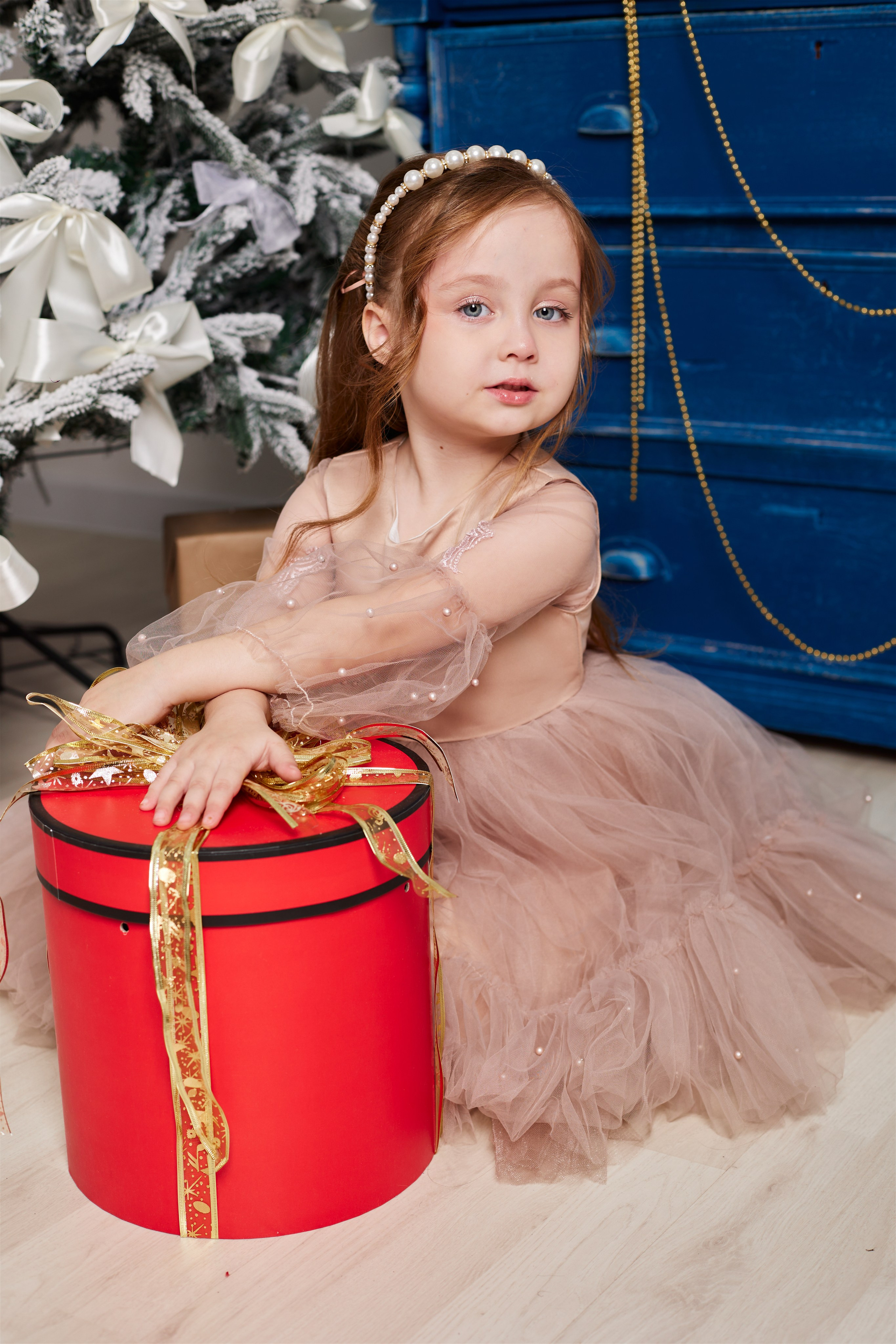 Новый год — Модельное агентство Happy kids. Виктория Ларина — Портретный профессиональный фотограф в Иркутске
