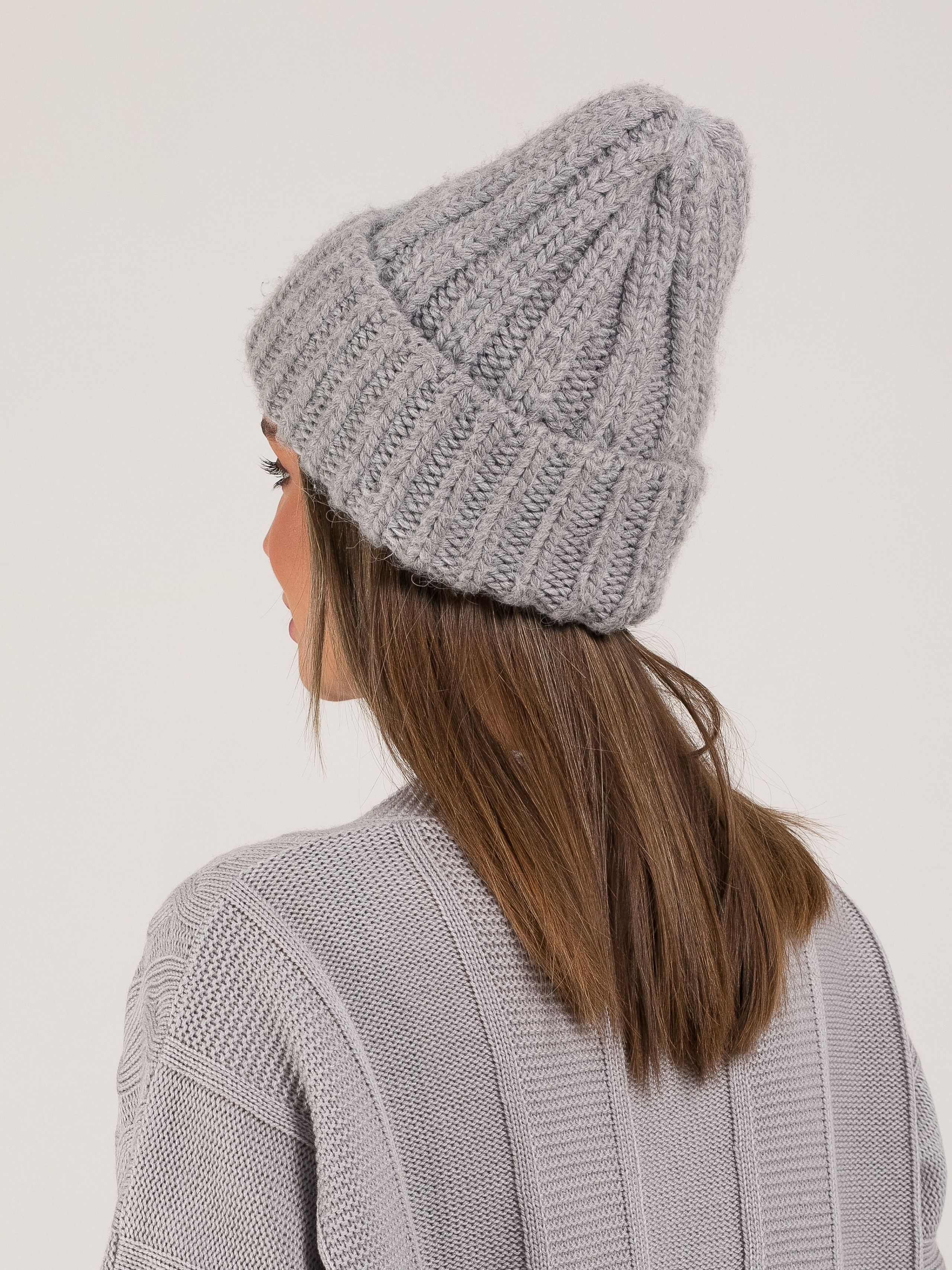 Каталожная фотосъемка вязаных шапок для Вайлдберрис. Семейный и свадебный фотограф в Санкт-Петербурге Таша Семёнова