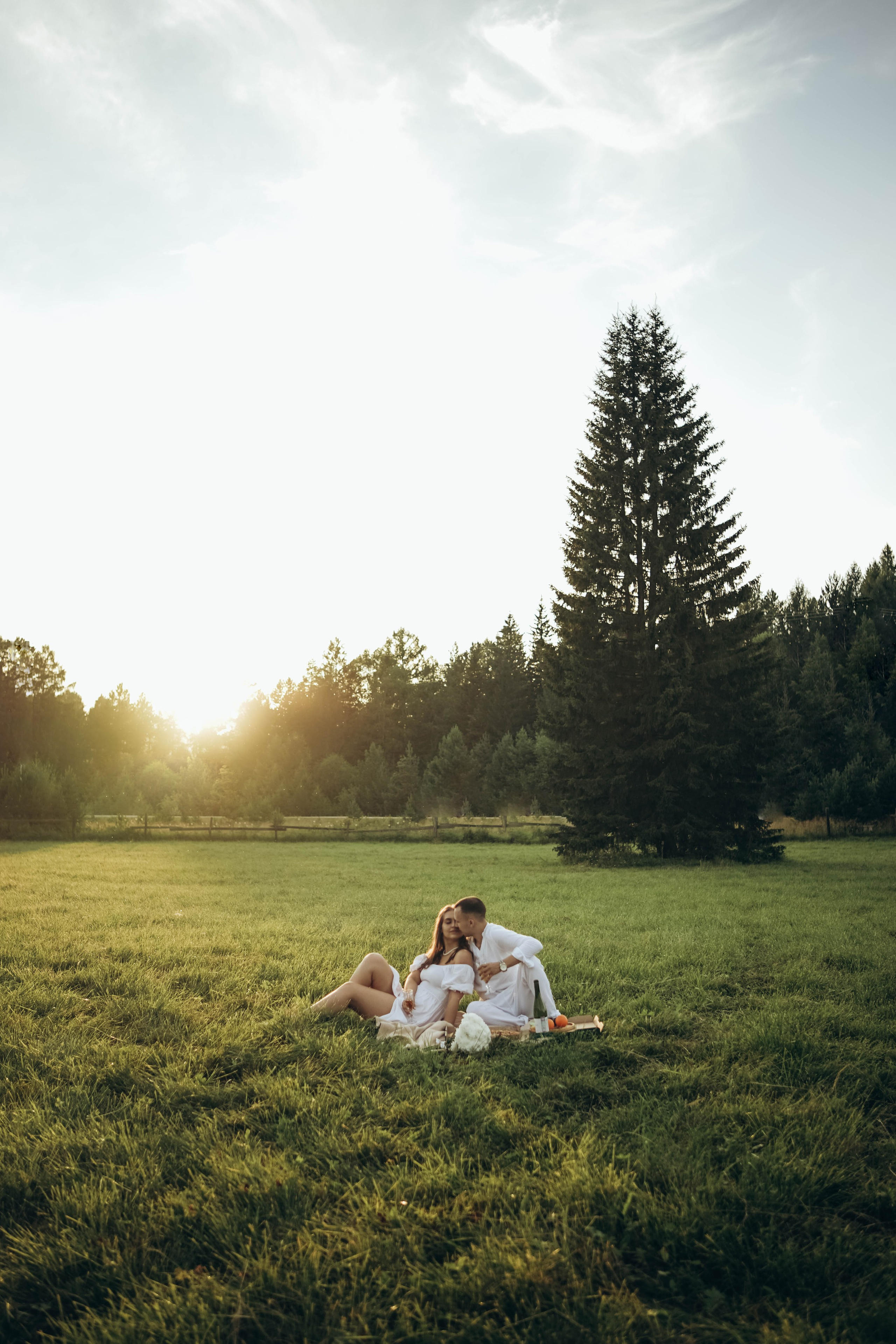 Аня и Паша: регистрация, прогулка по городу, выездная съемка на природе. Фотограф в Иркутске