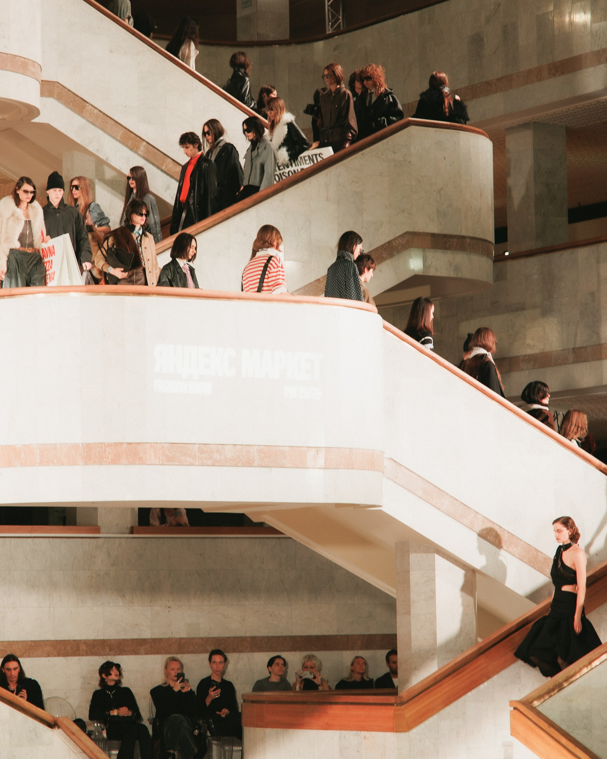FASHION SHOW YANDEX MARKET В РОССИЙСКОЙ НАЦИОНАЛЬНОЙ БИБЛИОТЕКЕ. Свадебный фотограф в Санкт‑Петербурге Елена Пчельникова