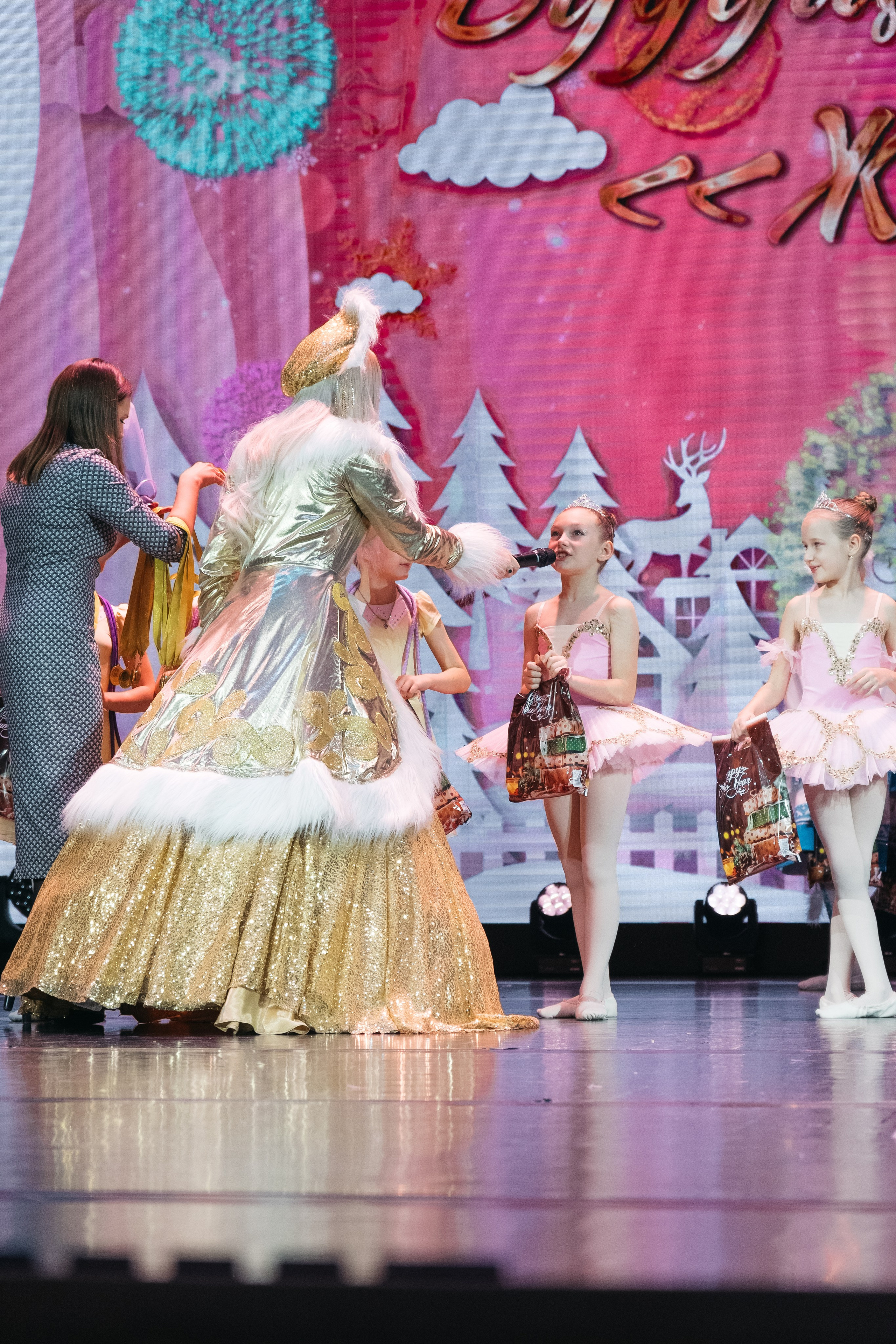 СурГУ 23.12.23. Репортажный и свадебный фотограф в Сургуте