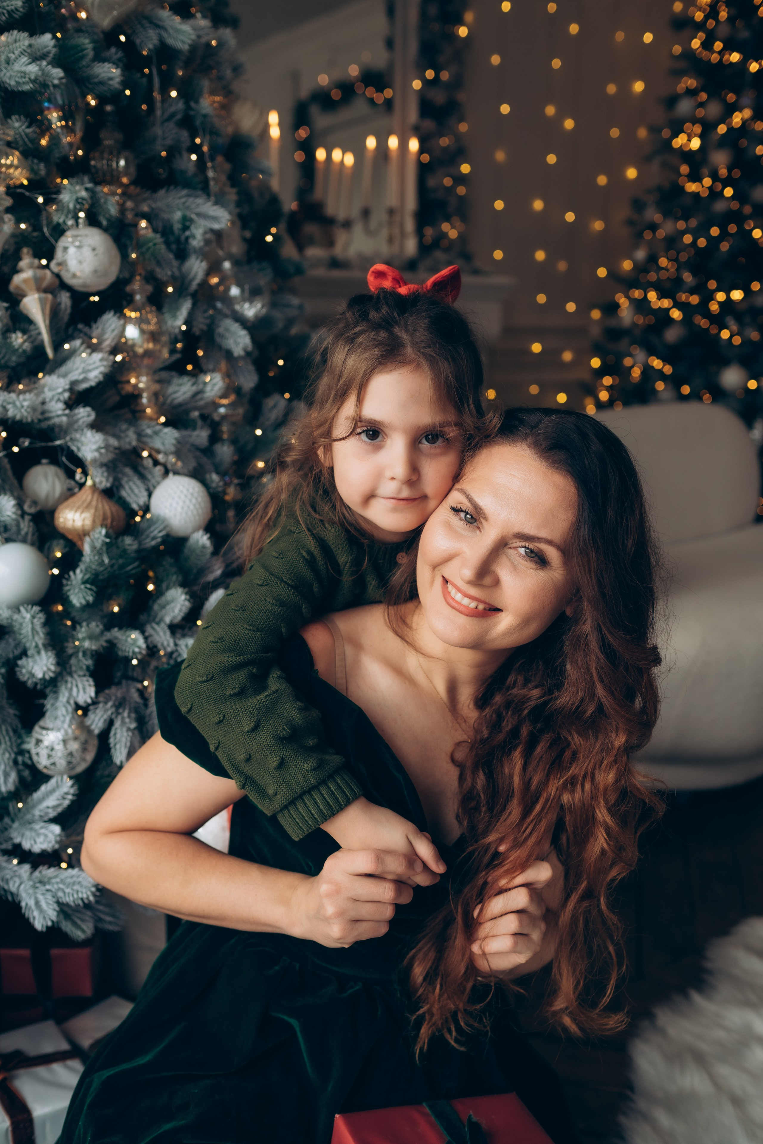 Новогодняя съемка Ксюша с дочками. Семейный фотограф в Тюмени Ксения Мязитова