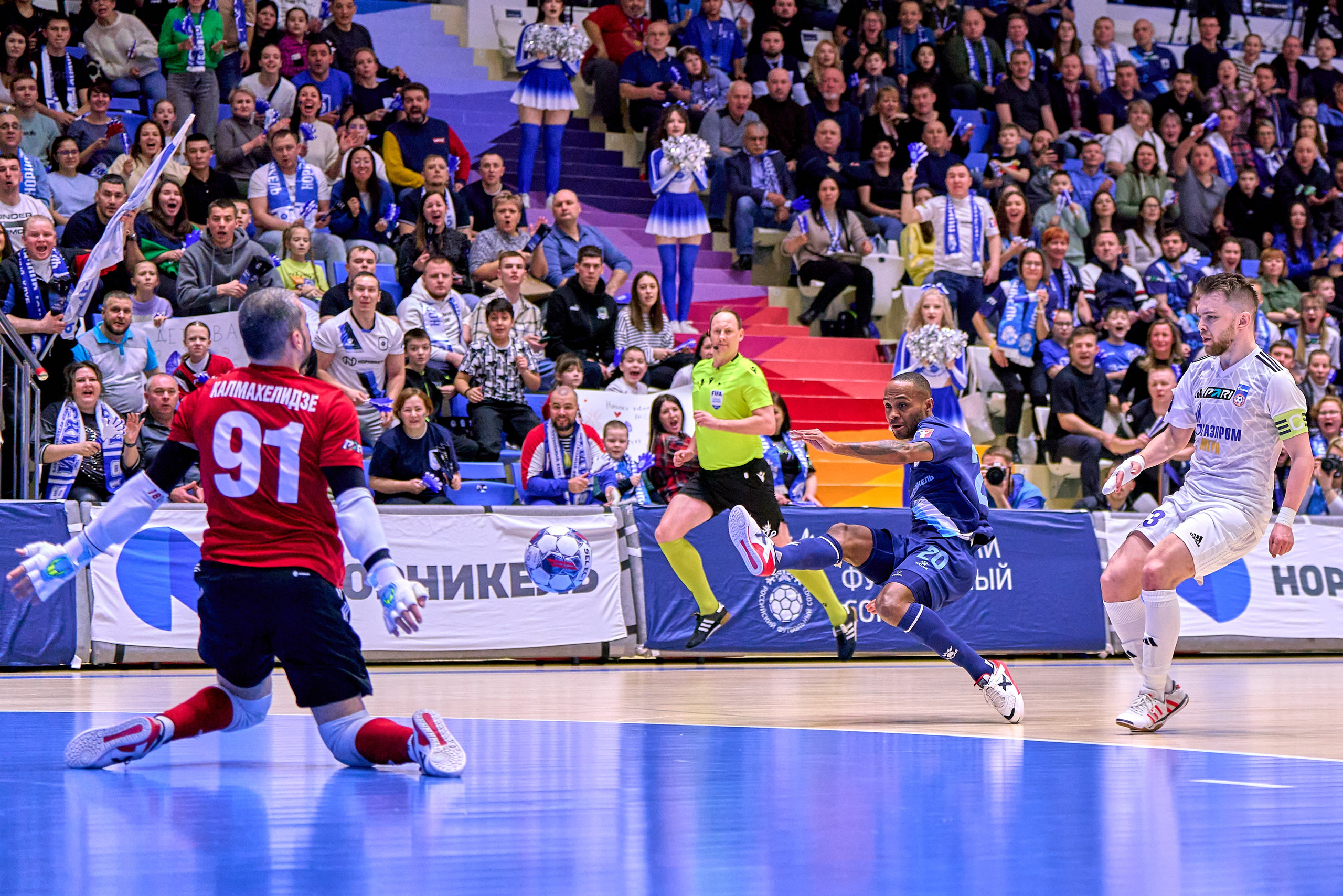 СПОРТ. MAKSIM ZVEREV