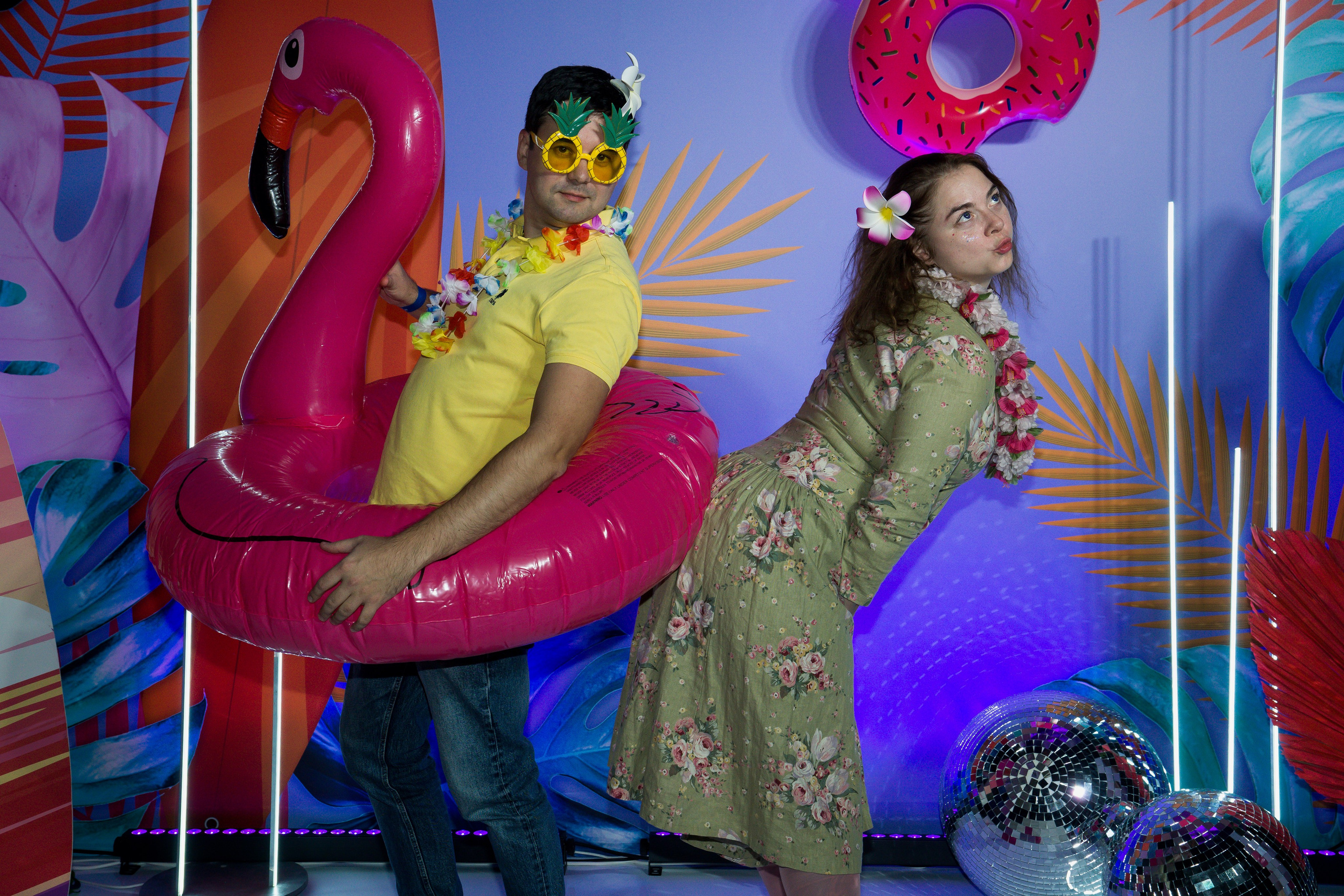 МТС корпоратив Гавайская вечеринка. Фотограф