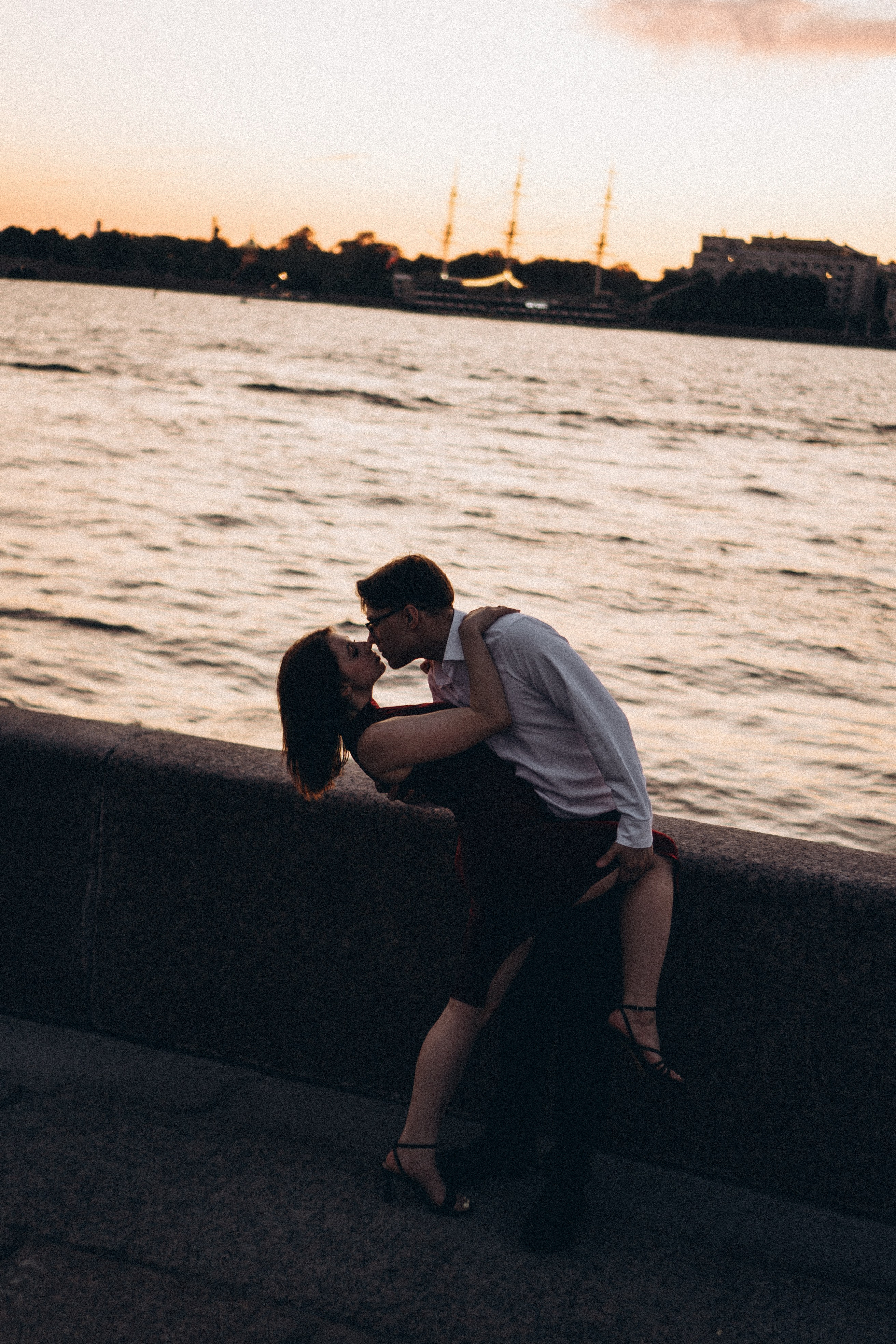 ПРОГУЛКА НА ЗАКАТЕ. Профессиональный фотограф, Санкт-Петербург — Виктория Богомолова